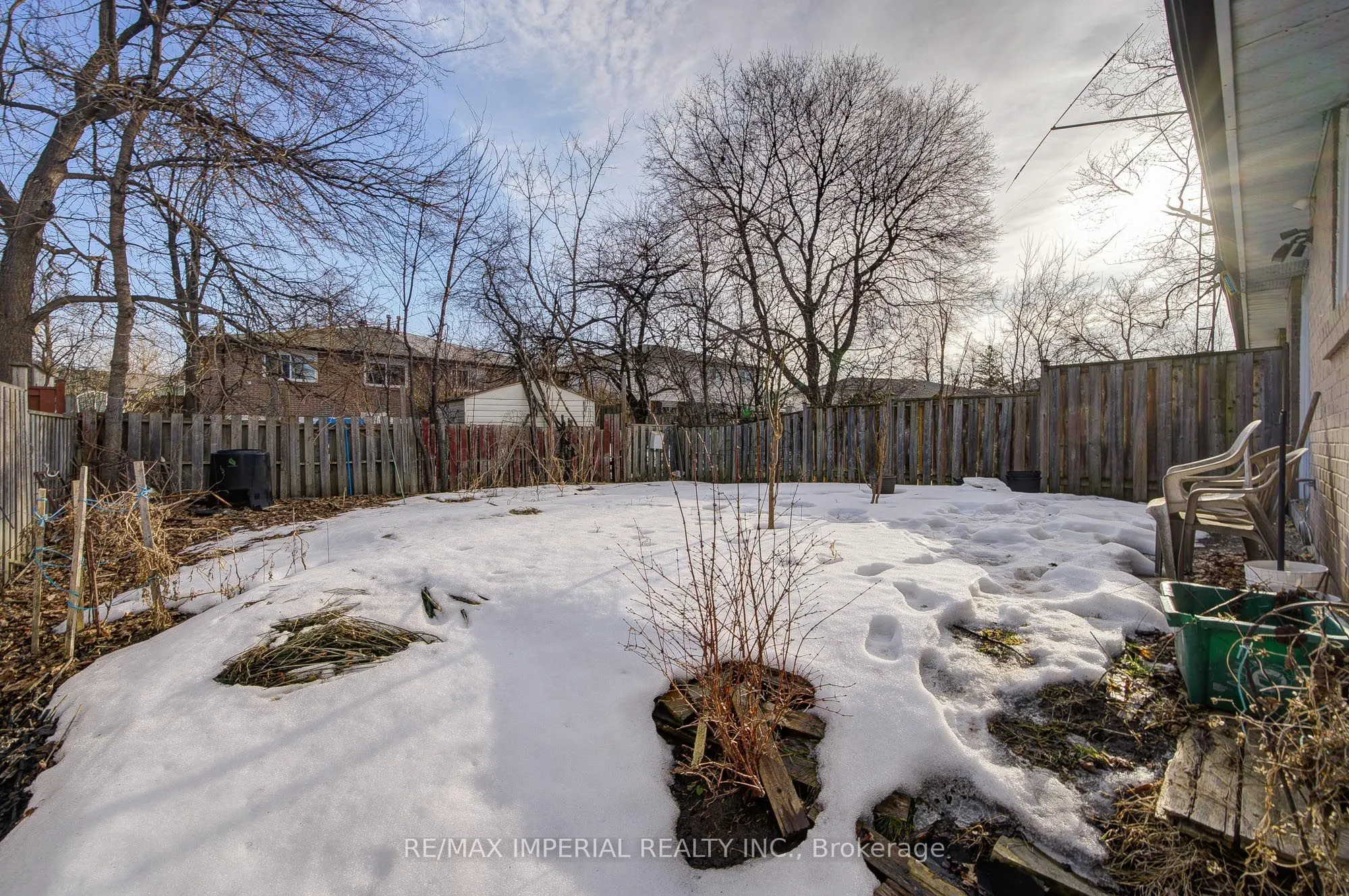 318 Hollyberry Trail