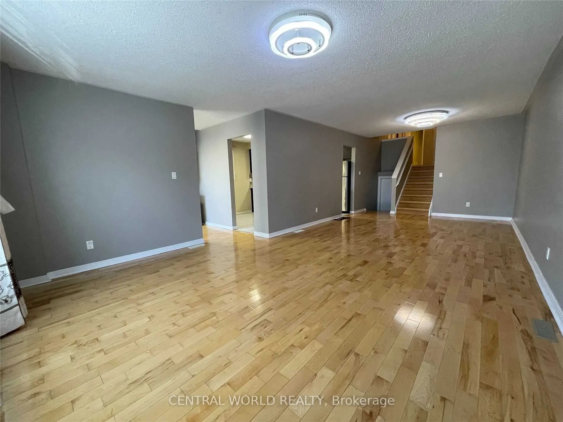 122 Chipwood Crescent, #Upper