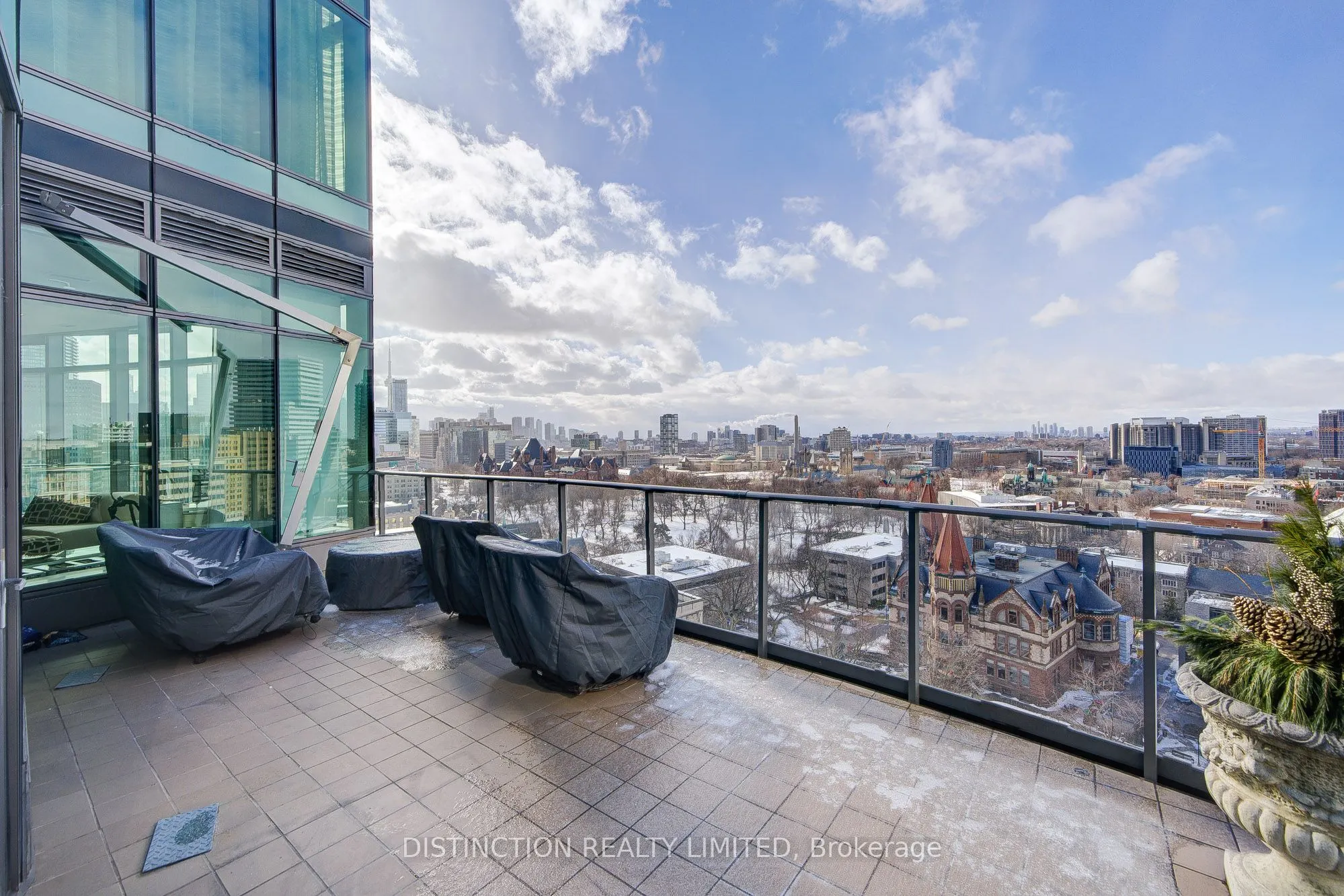 77 Charles Street W, #1603