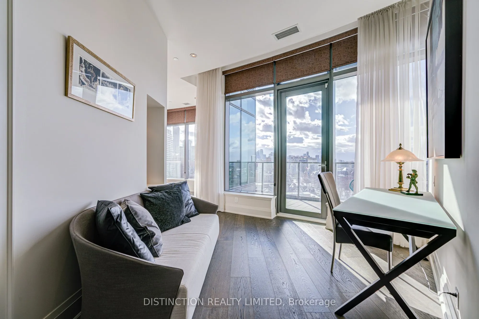77 Charles Street W, #1603