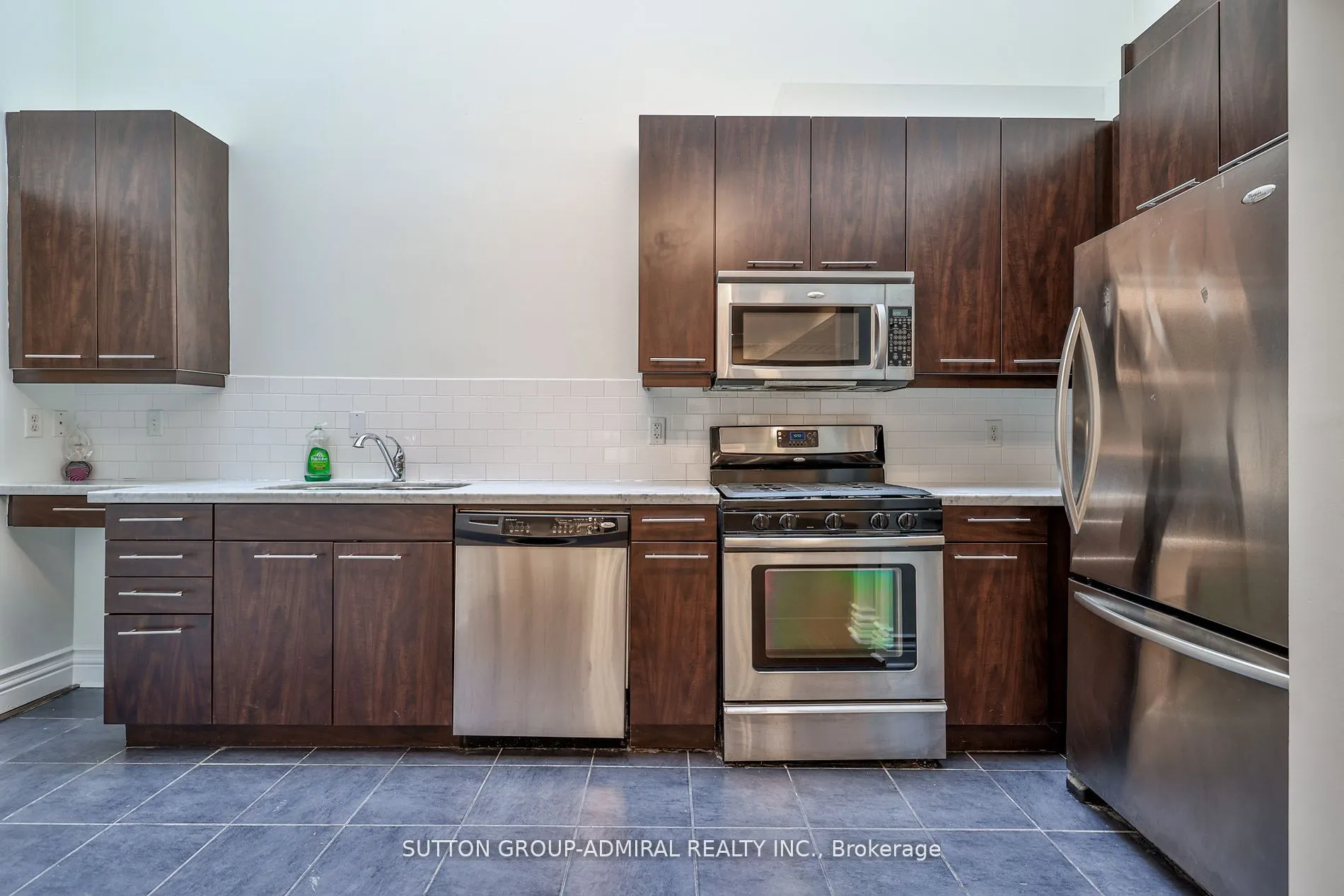 539 Jarvis Street, #M3