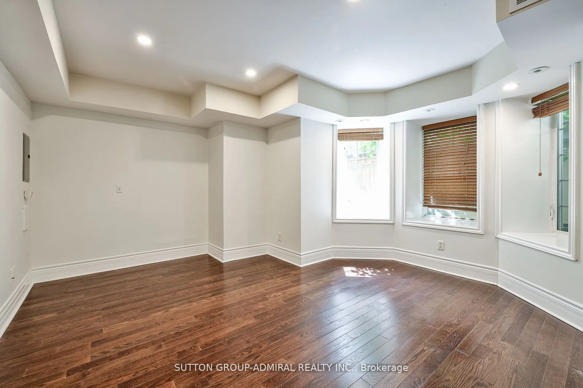 539 Jarvis Street, #M3