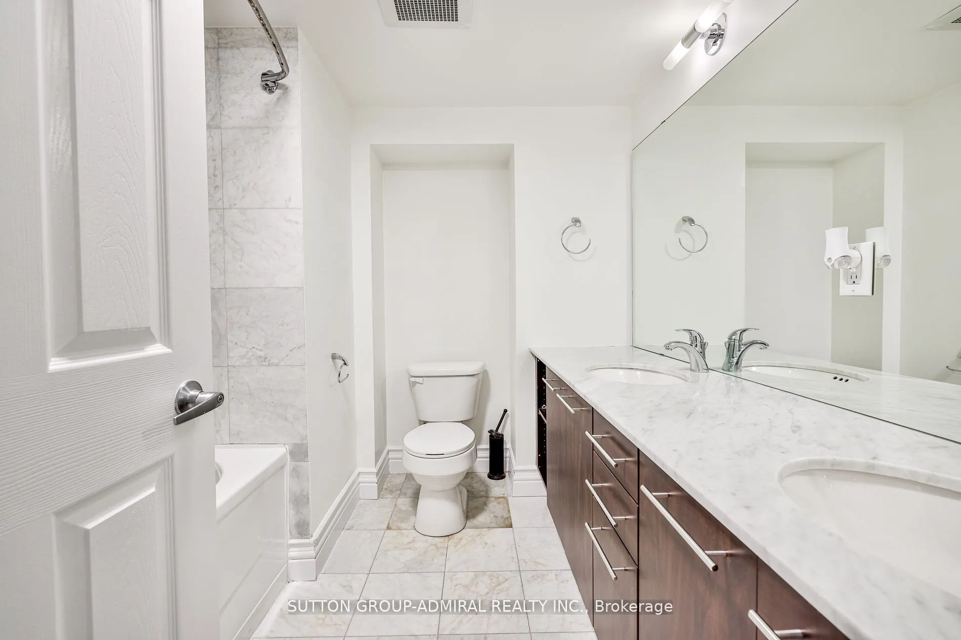 539 Jarvis Street, #M3