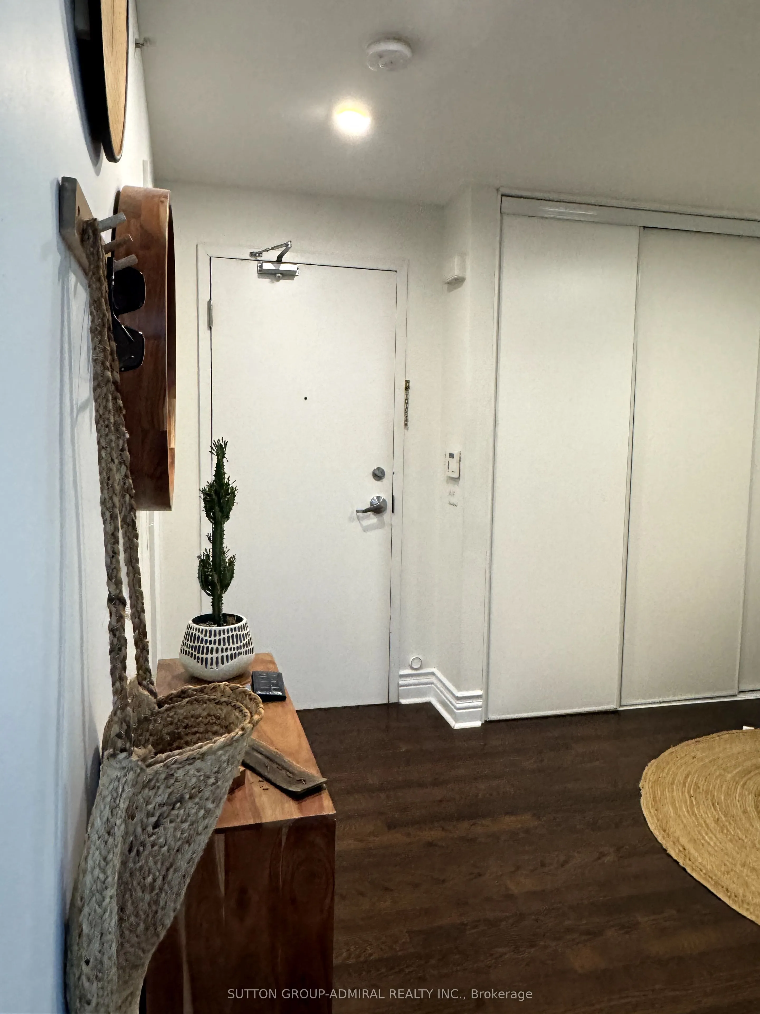 539 Jarvis Street, #M3