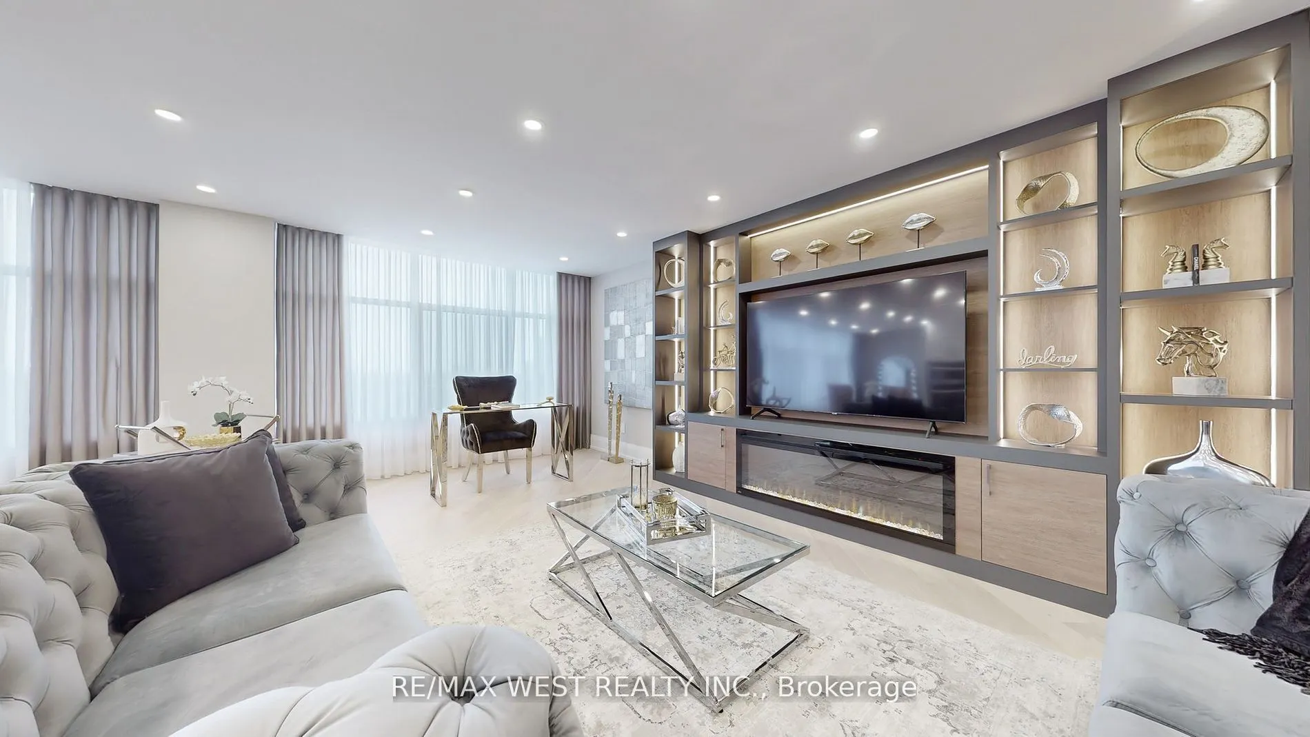 900 Yonge Street, #1403