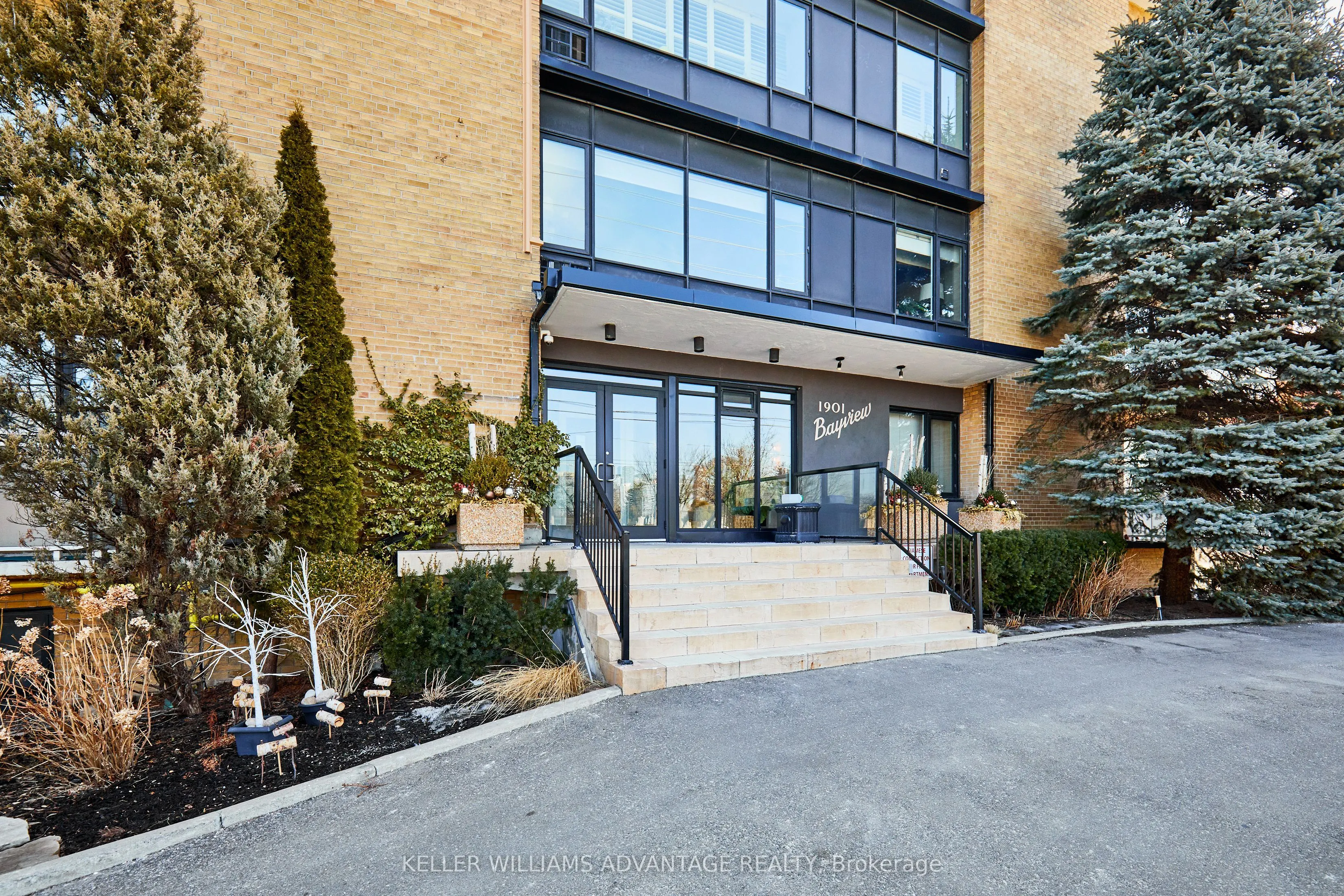 1901 Bayview Avenue, #405
