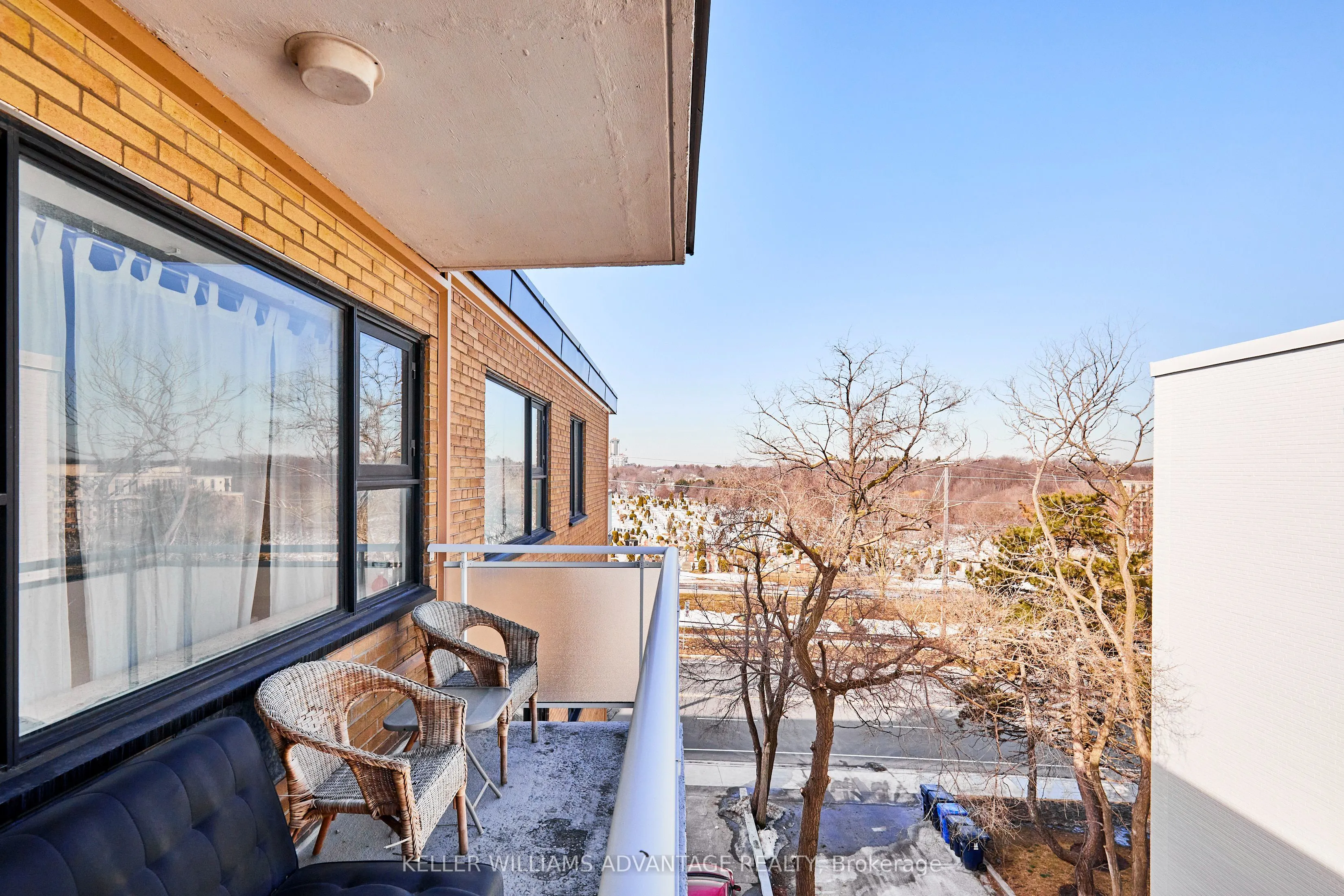 1901 Bayview Avenue, #405