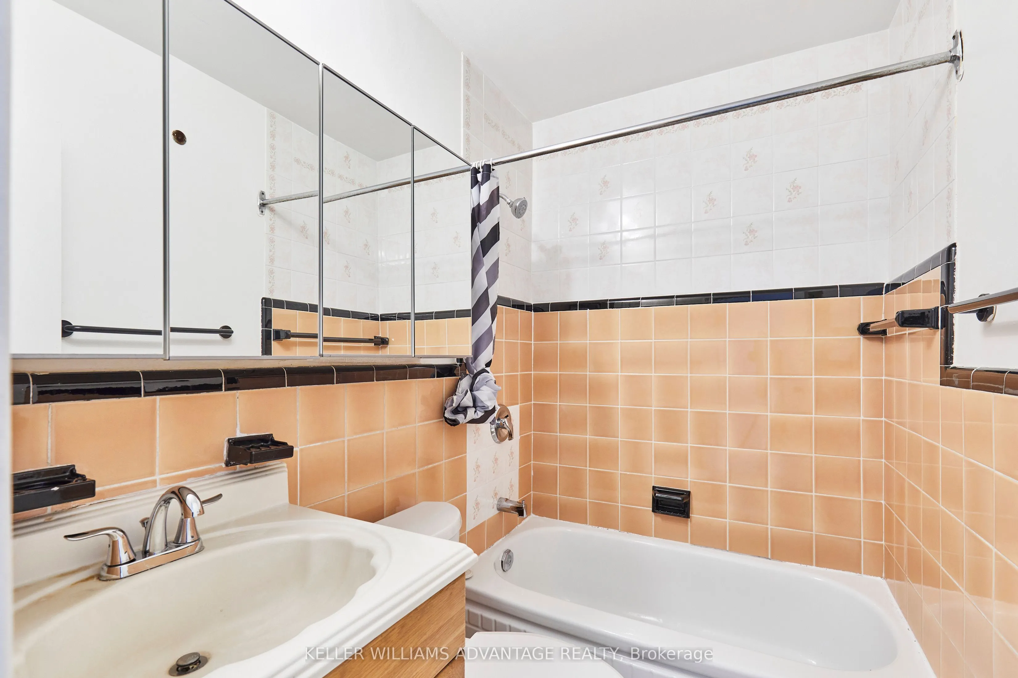 1901 Bayview Avenue, #405