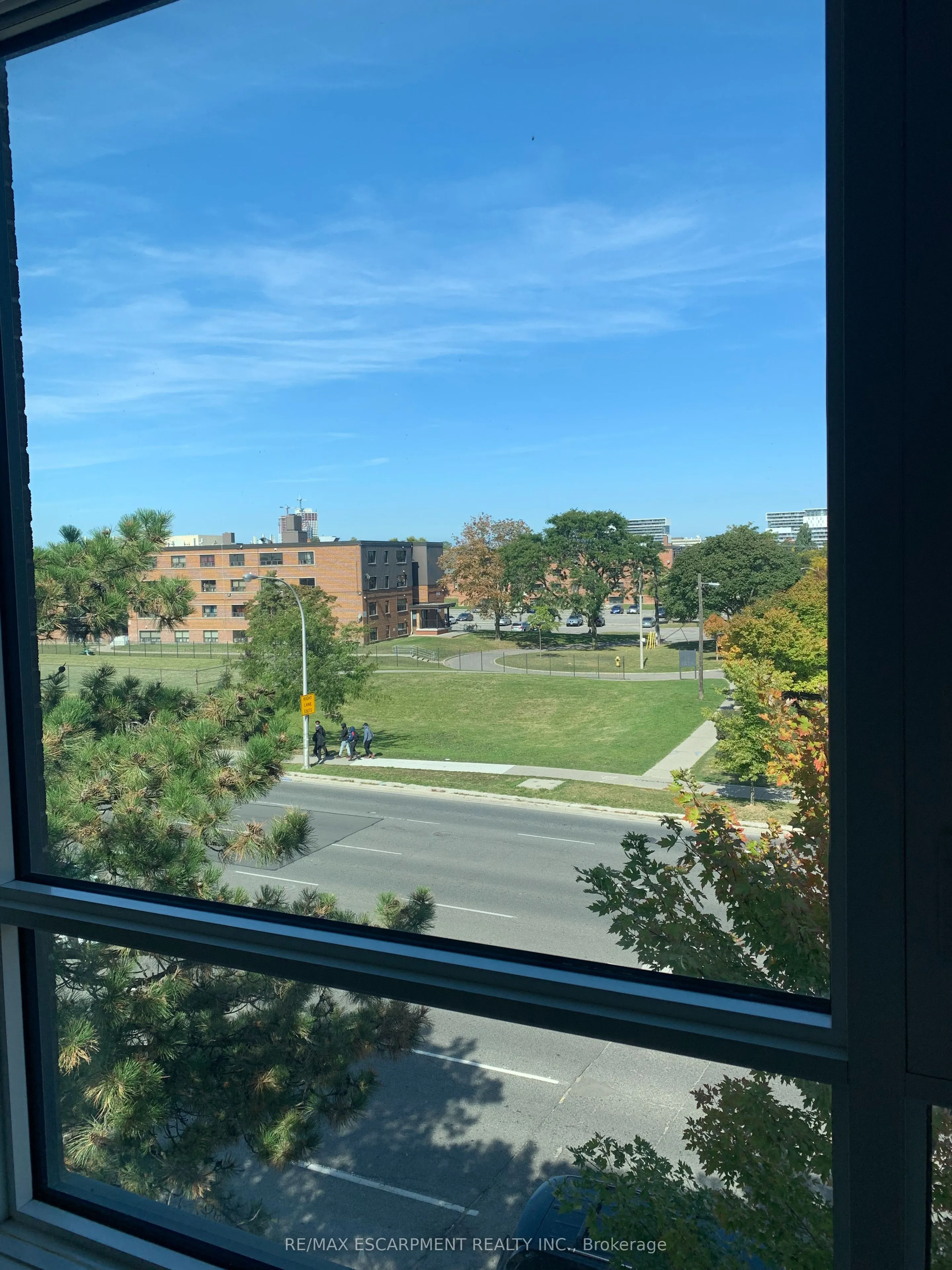 639 Lawrence Avenue W, #323