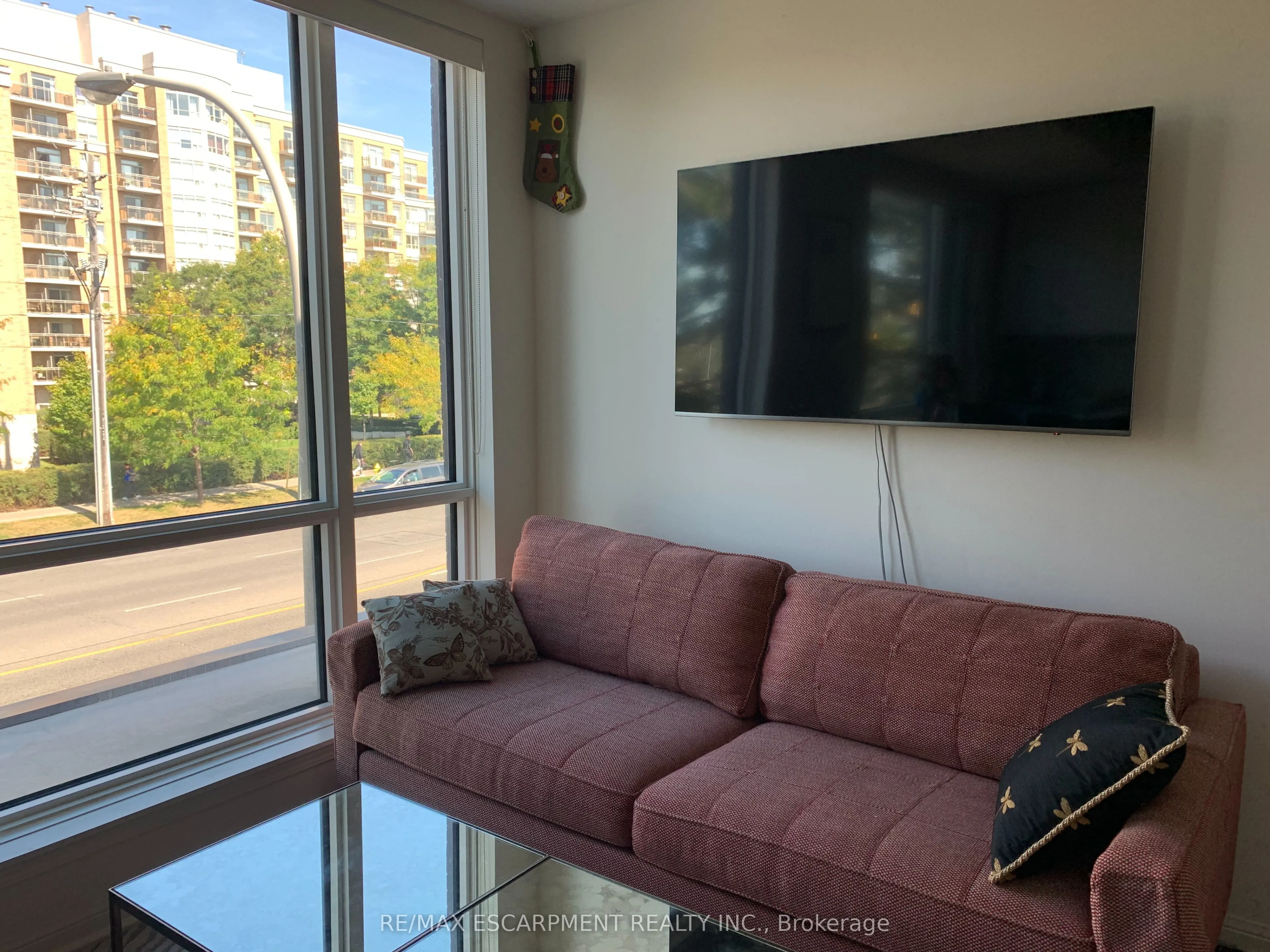 639 Lawrence Avenue W, #323
