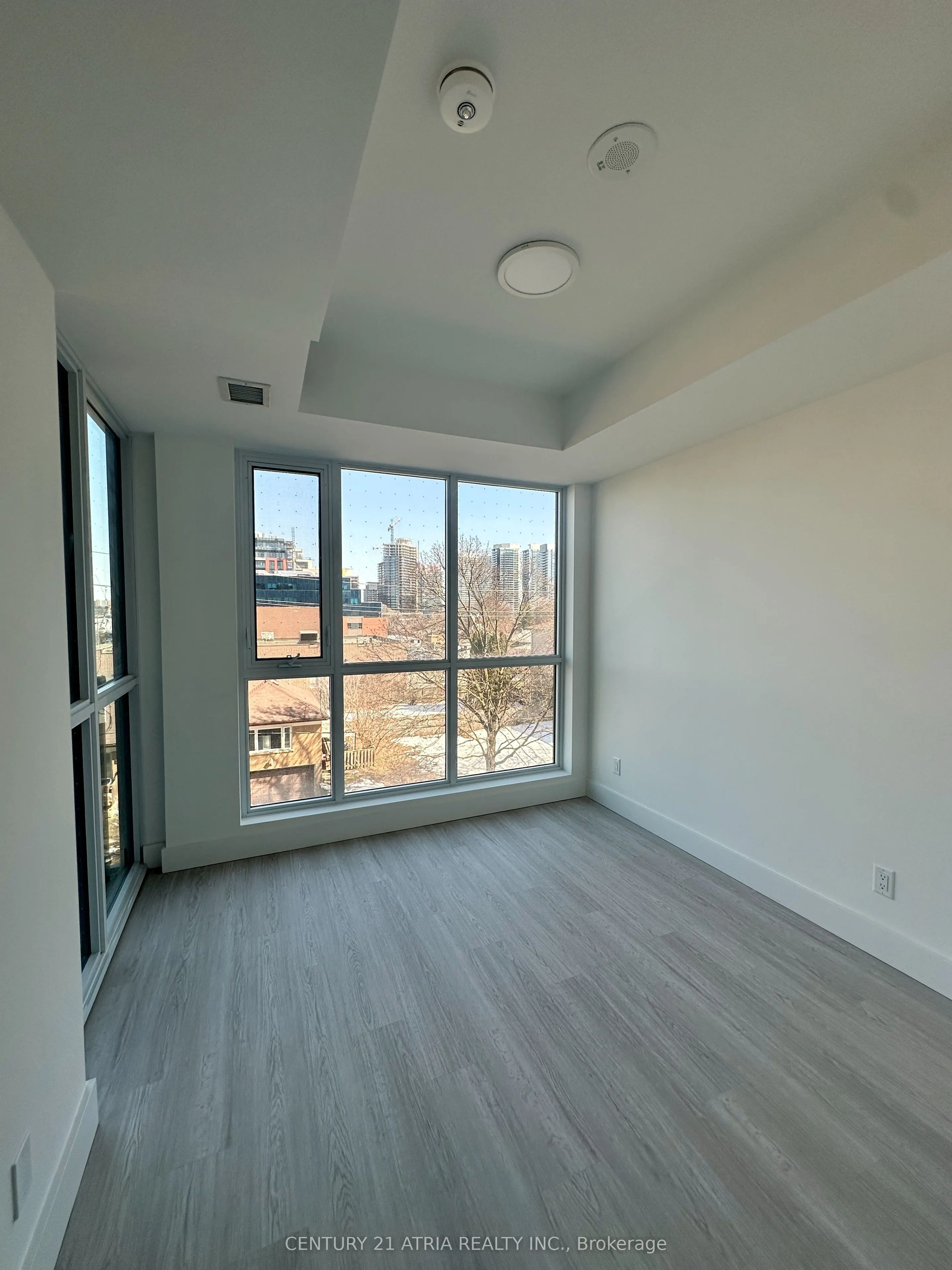 625 Sheppard Avenue E, #320
