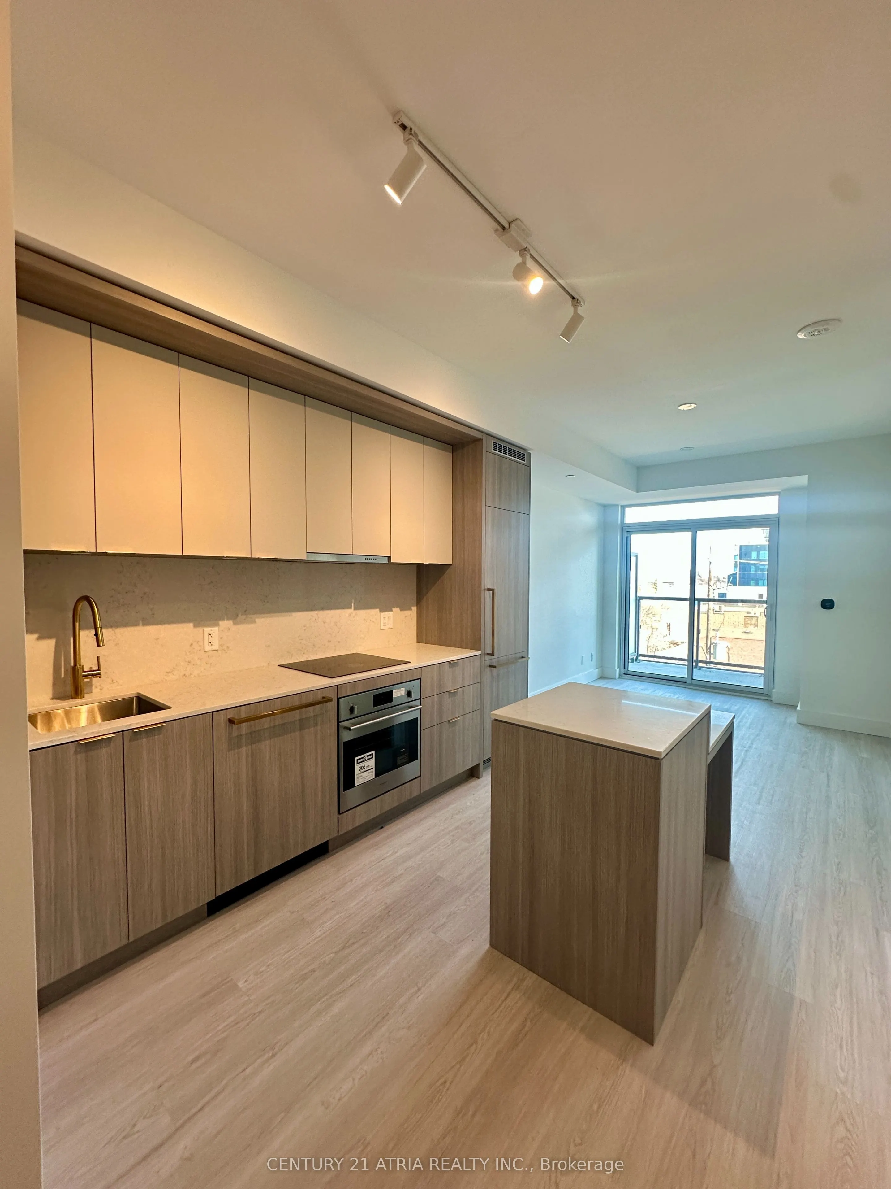 625 Sheppard Avenue E, #320