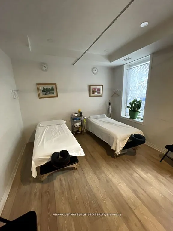 116 Dundas Street W, #2nd & 3rd Floor