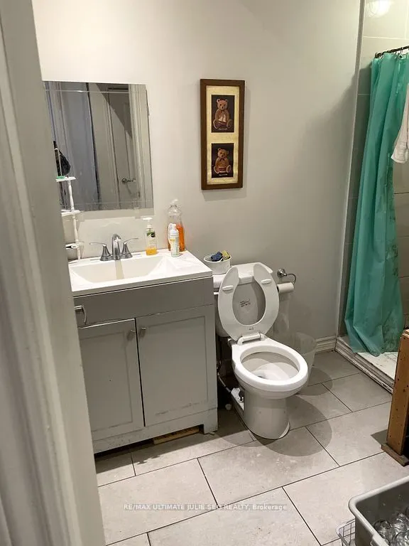 116 Dundas Street W, #2nd & 3rd Floor