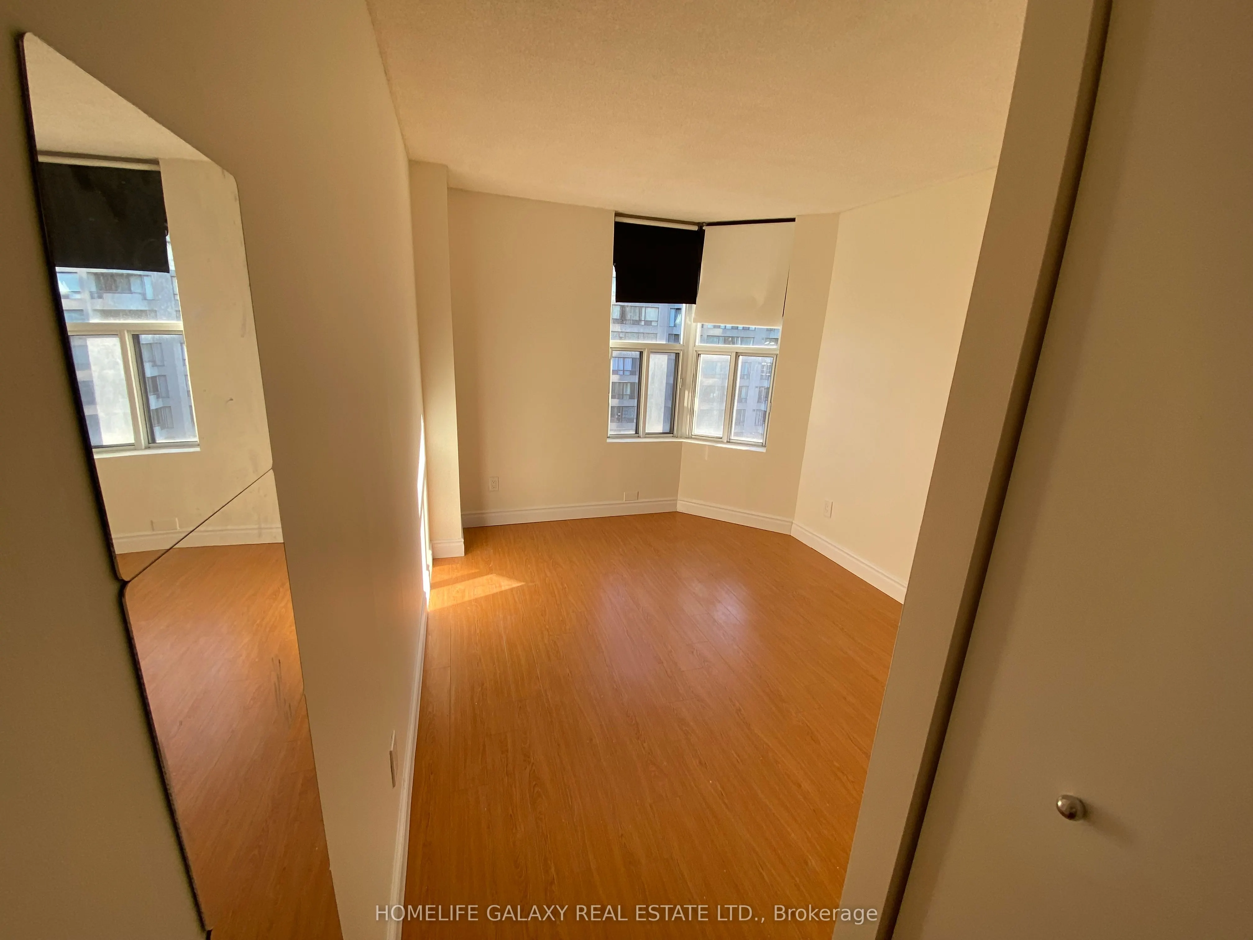 5795 Yonge Street, #909