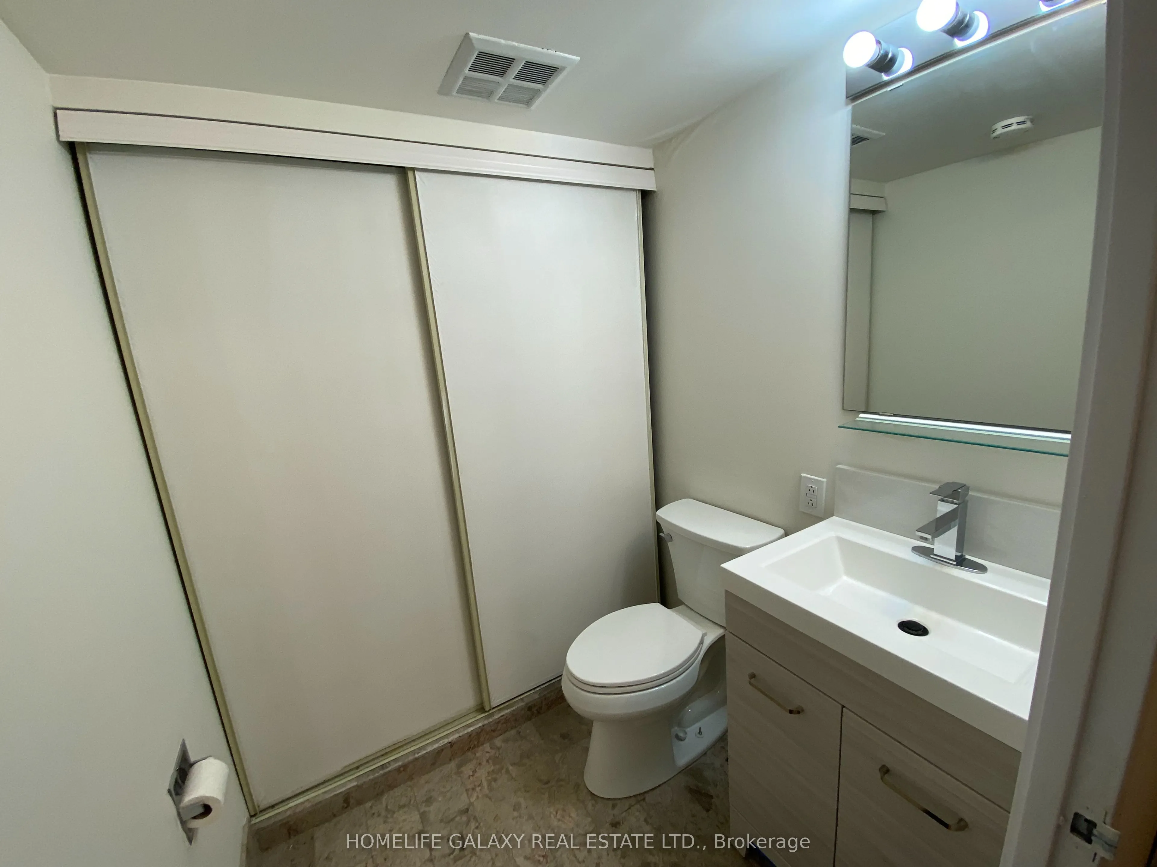 5795 Yonge Street, #909
