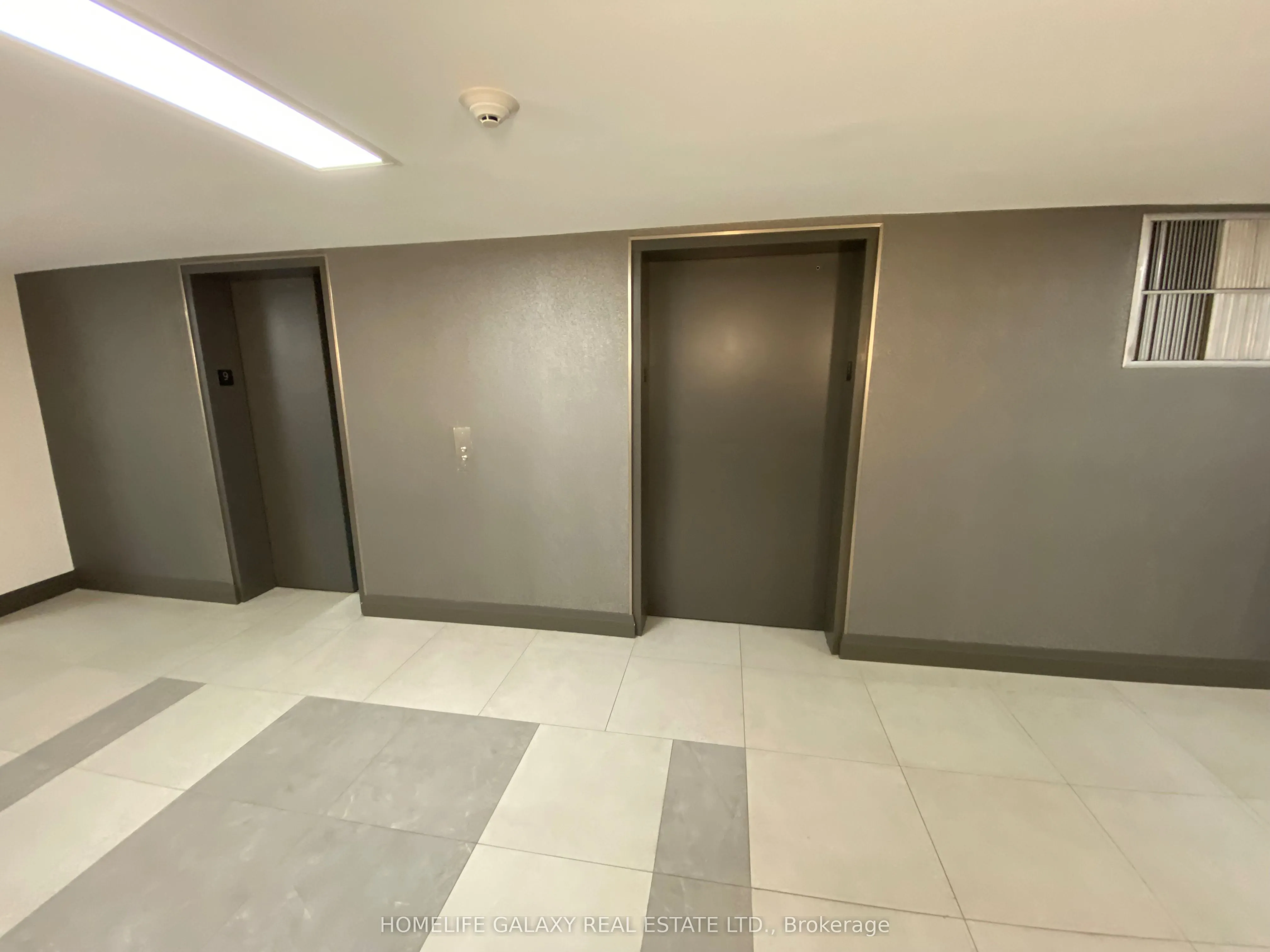 5795 Yonge Street, #909