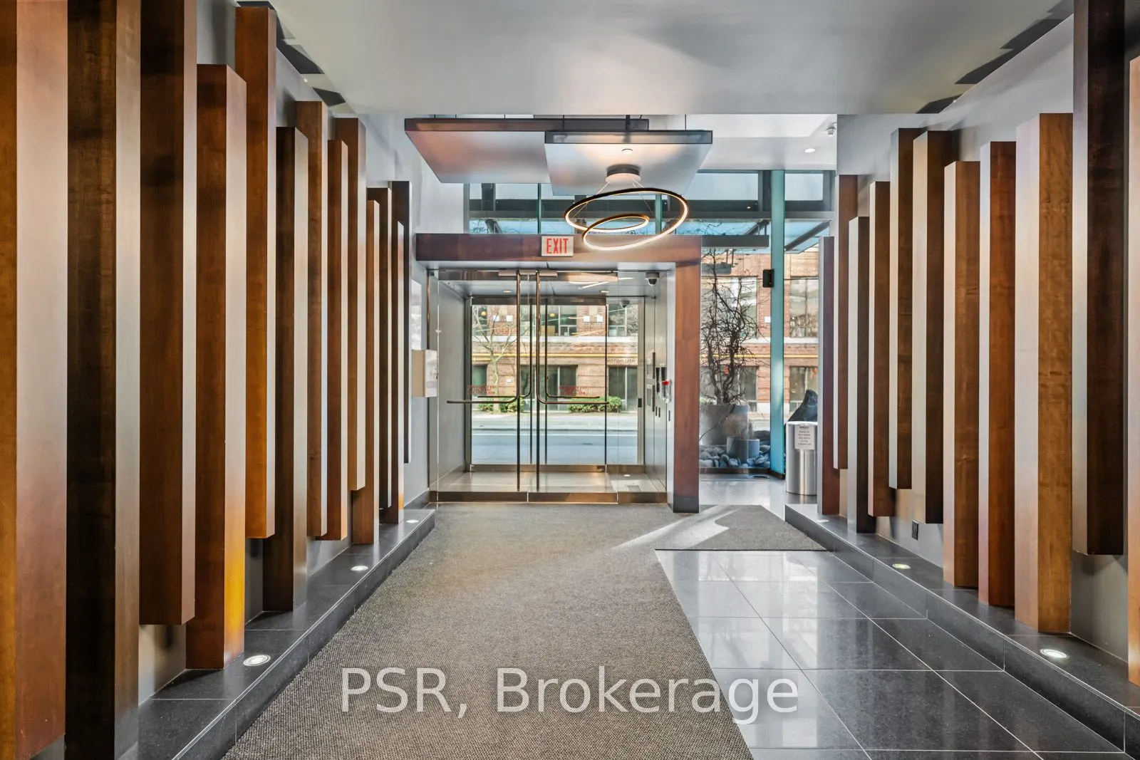 552 Wellington Street W, #1501