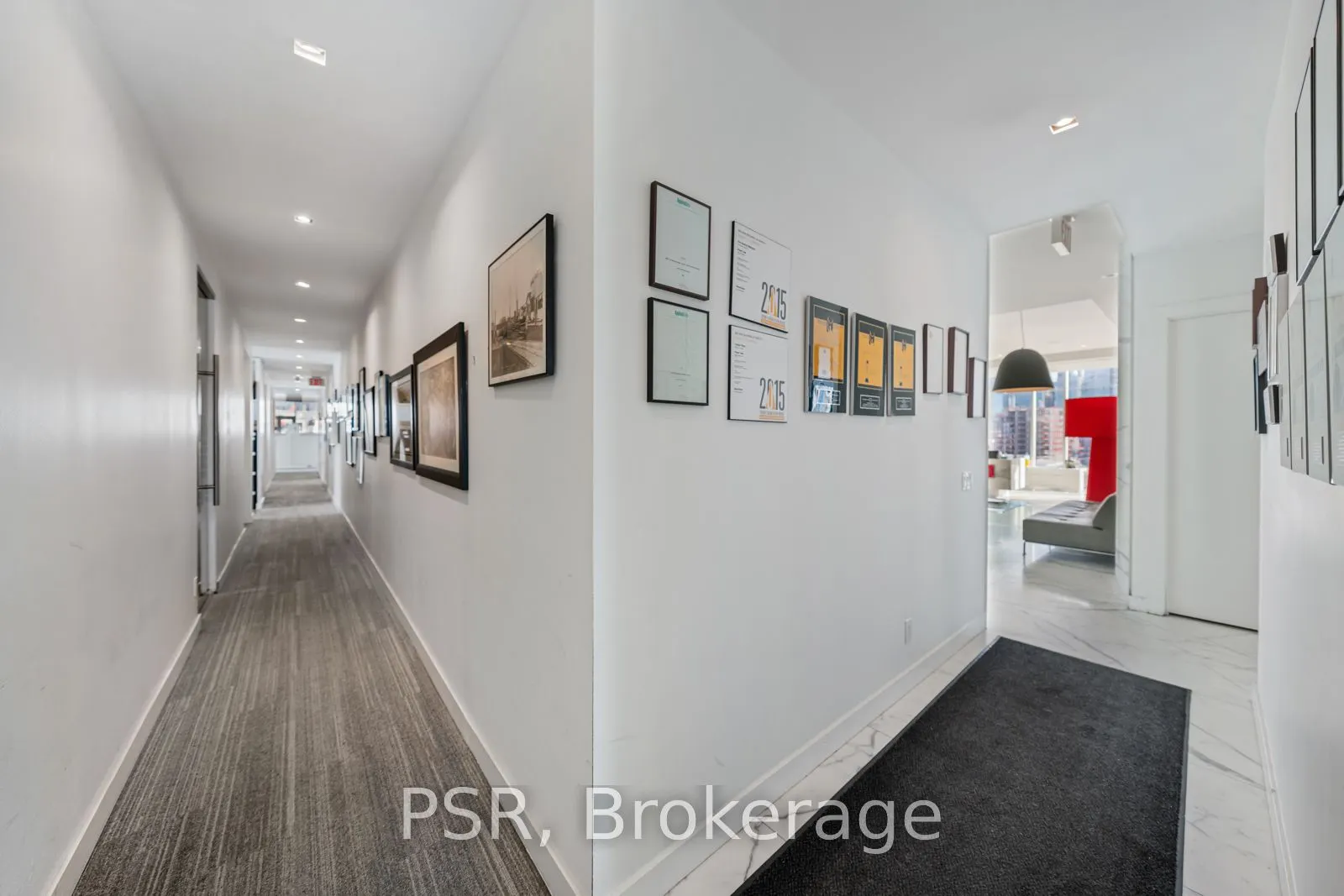 552 Wellington Street W, #1501