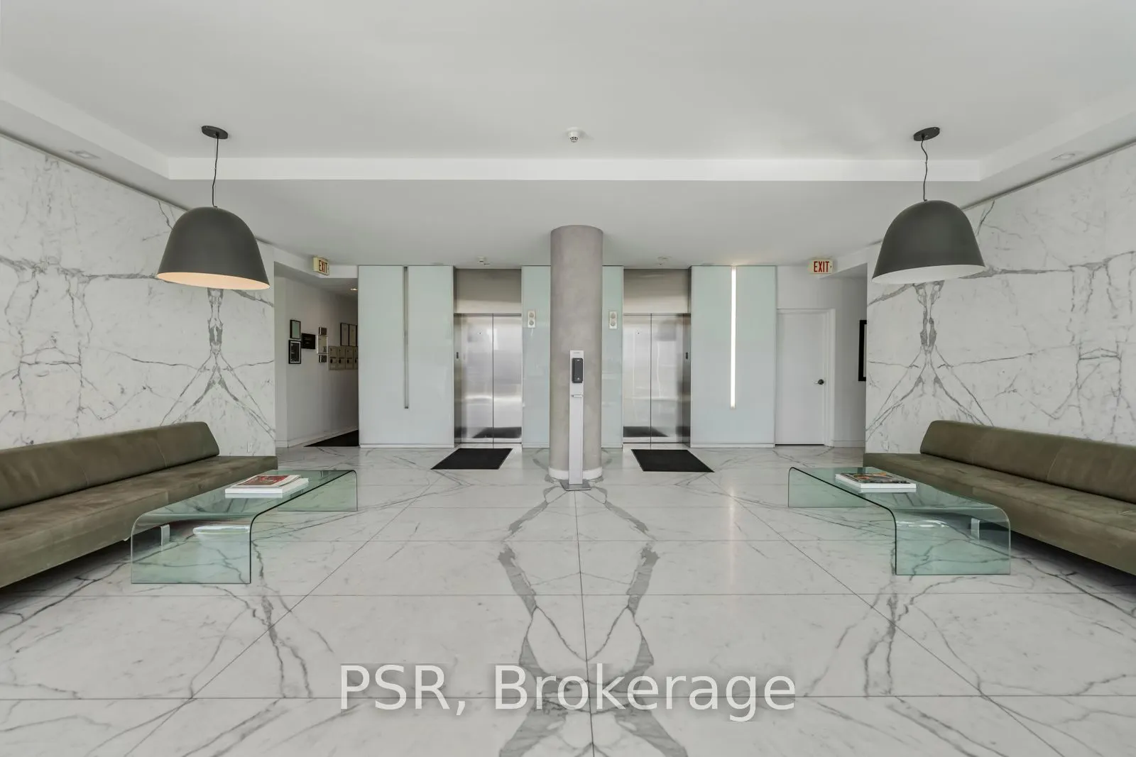 552 Wellington Street W, #1501