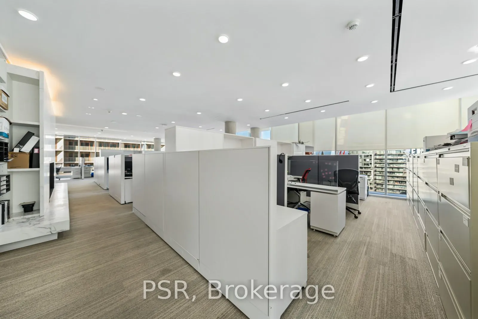 552 Wellington Street W, #1501