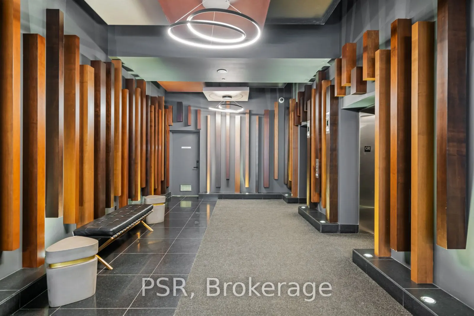 552 Wellington Street W, #1501