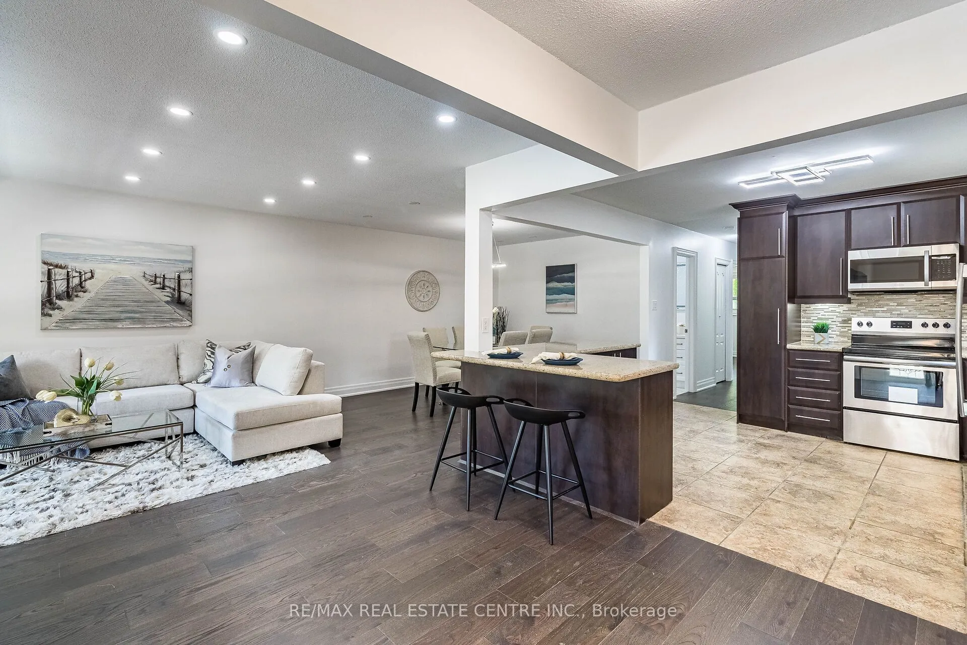114 Sexton Crescent