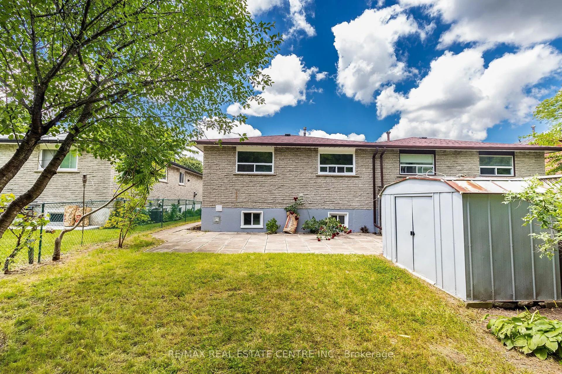 114 Sexton Crescent