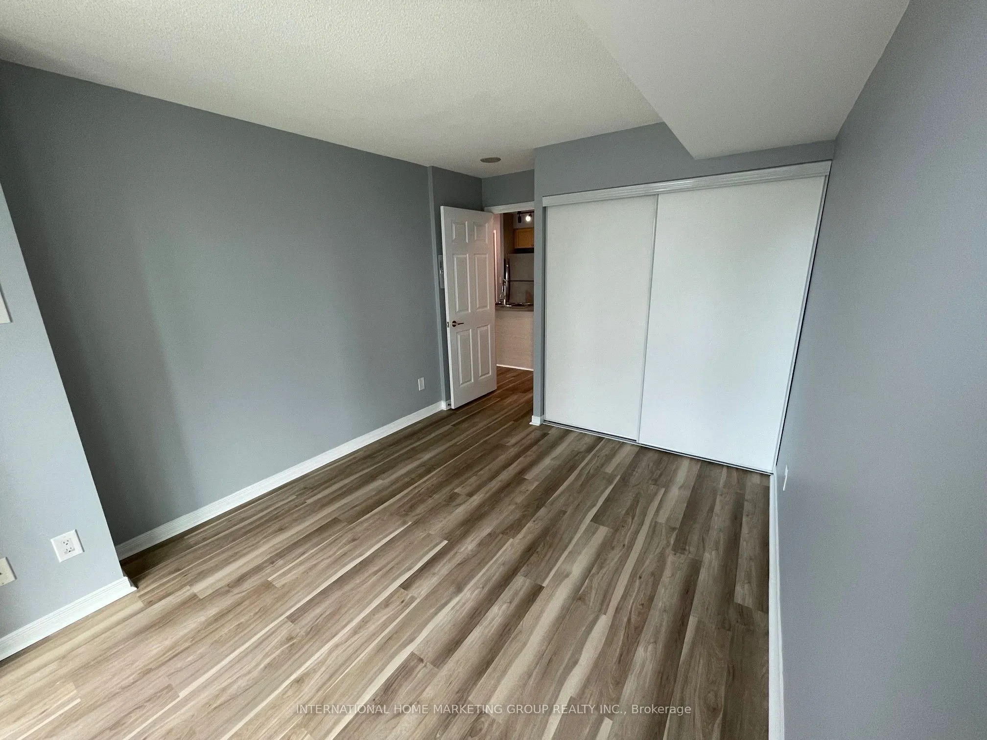 5508 Yonge Street, #707