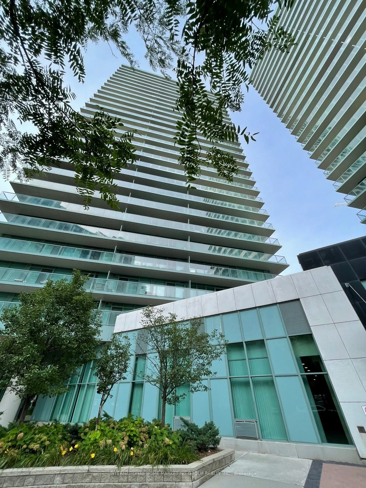 5508 Yonge Street, #707