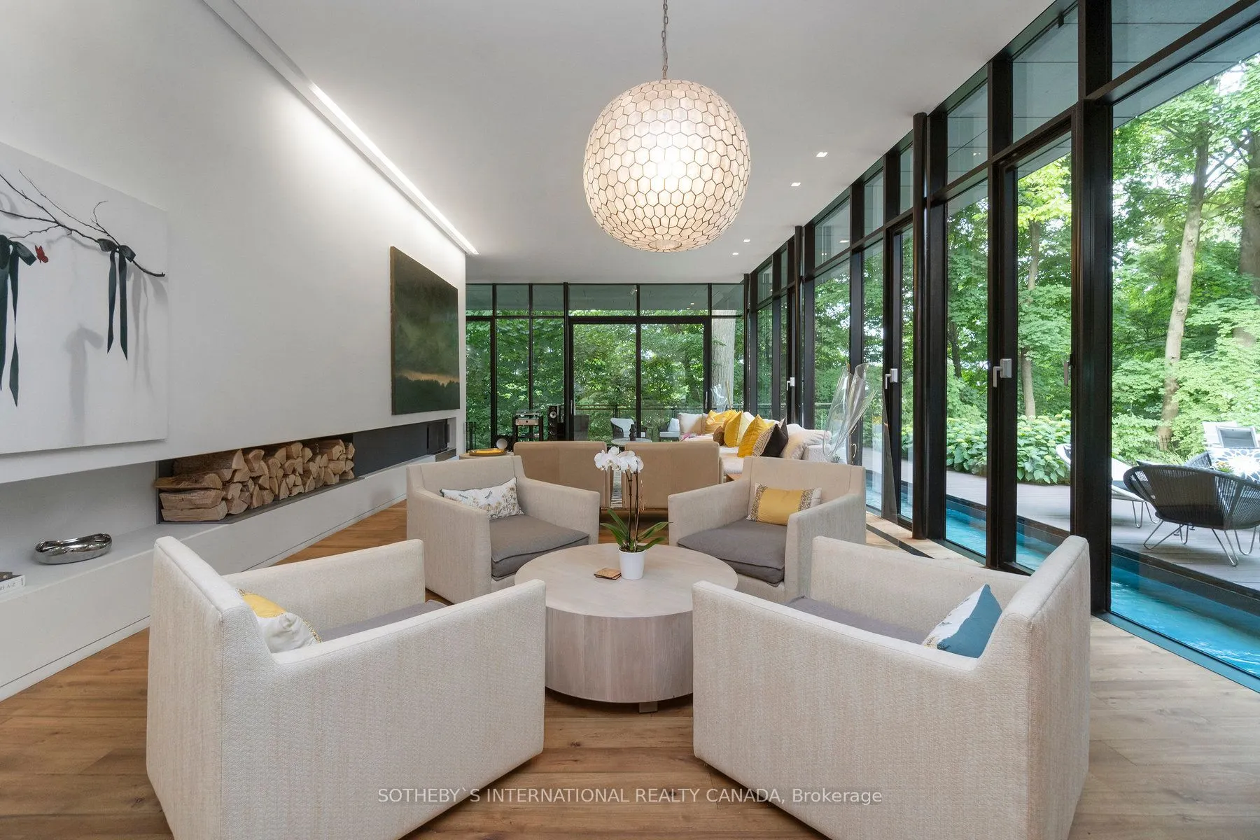 95 Riverview Drive