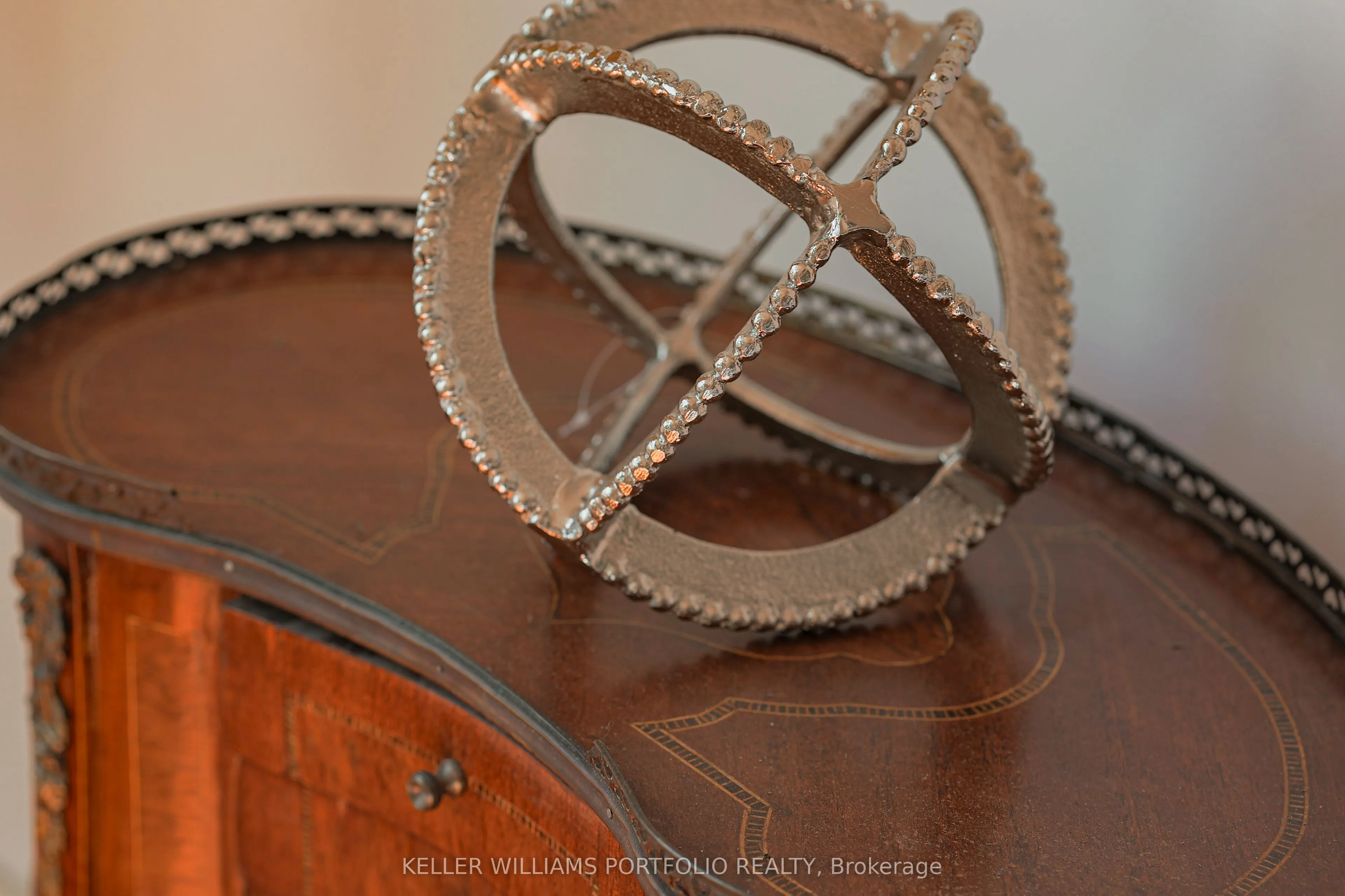 335 Lonsdale Road, #510