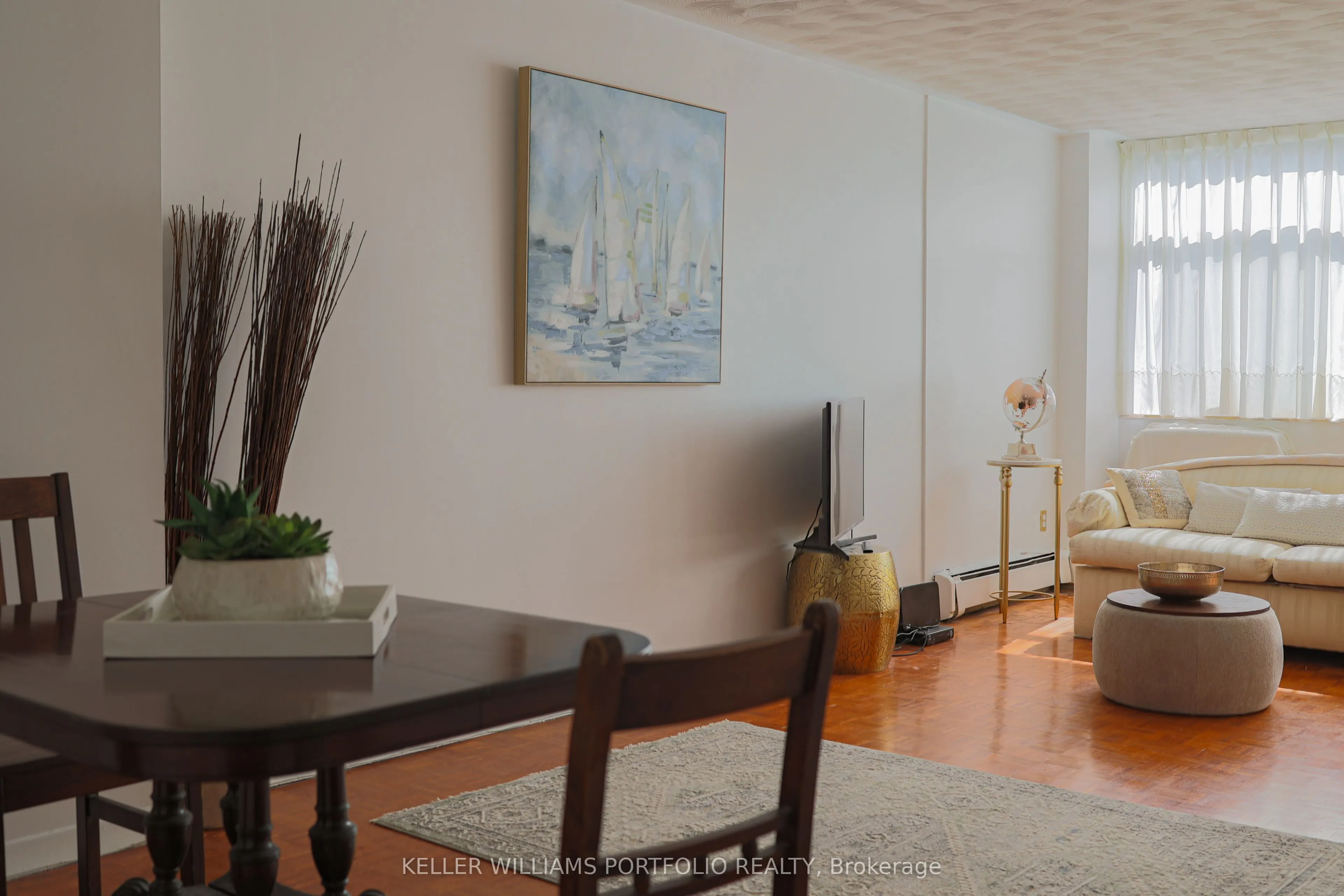 335 Lonsdale Road, #510