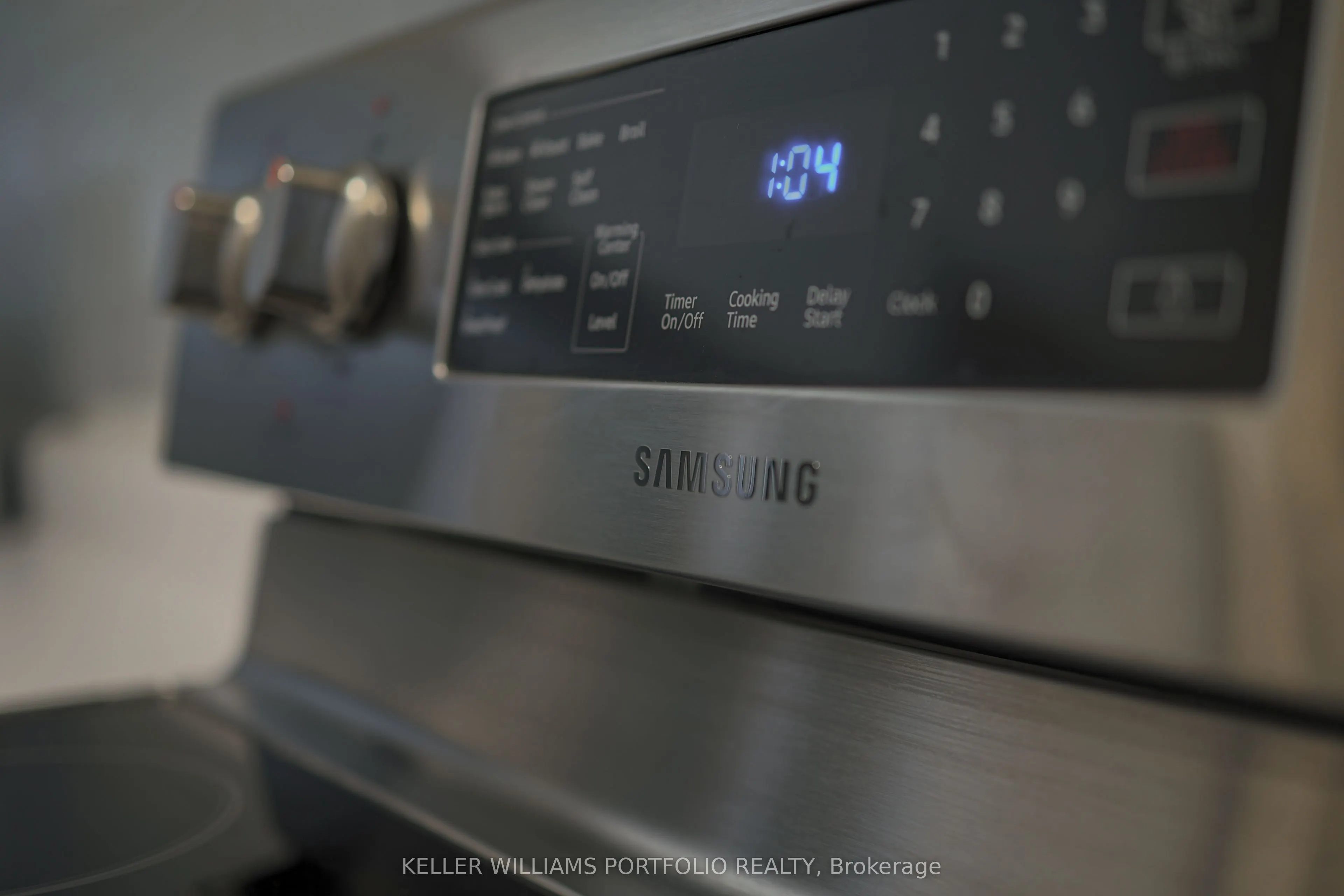 335 Lonsdale Road, #510