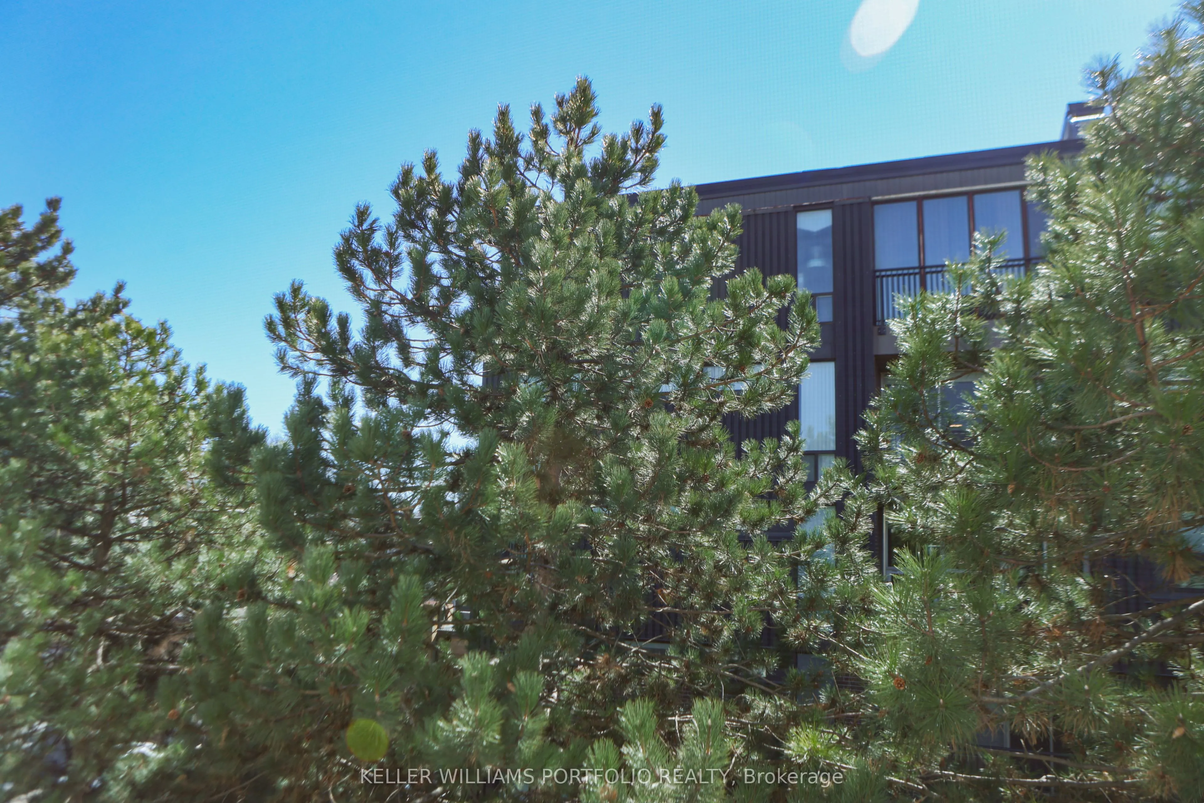 335 Lonsdale Road, #510