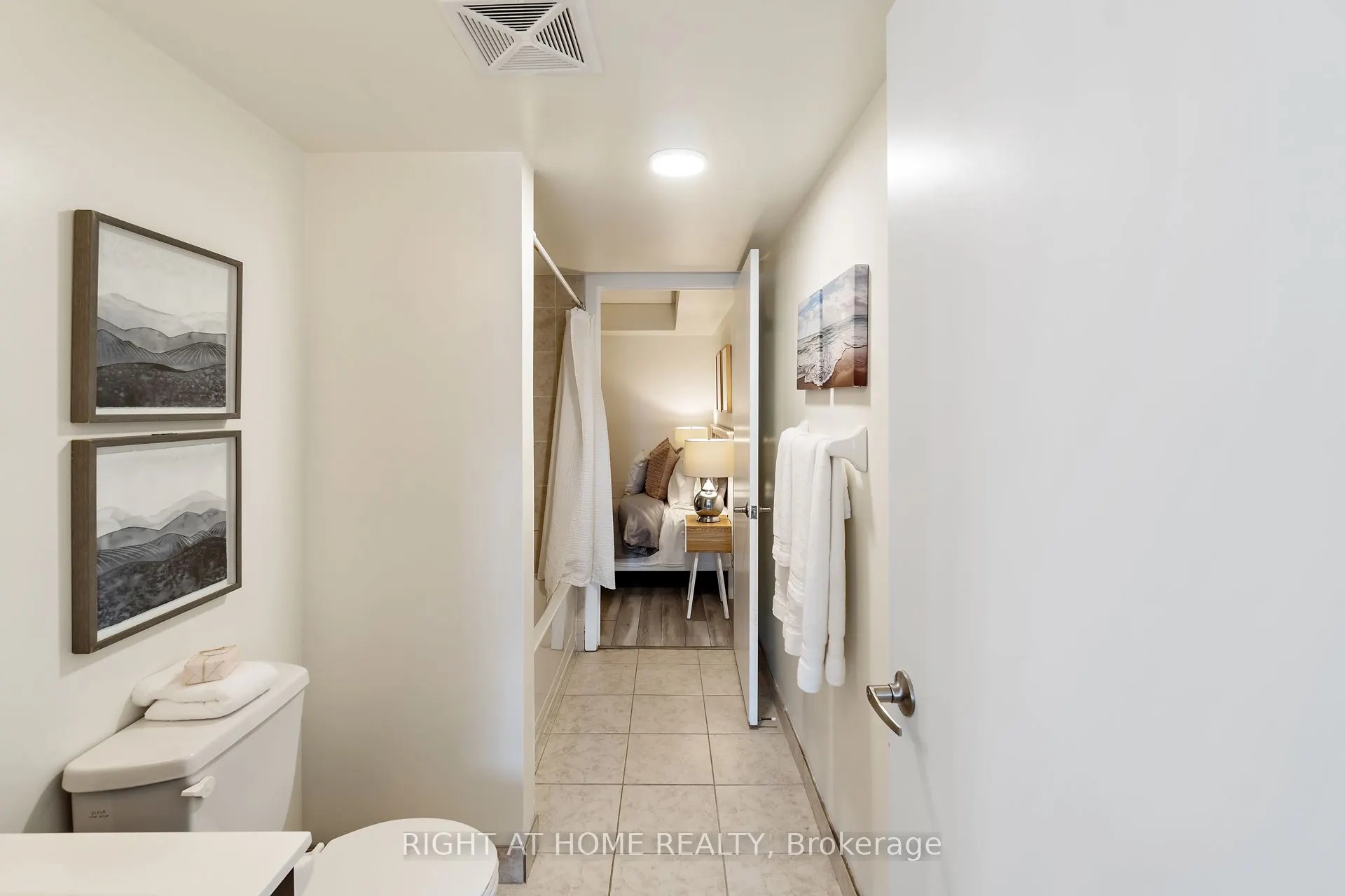 38 Joe Shuster Way, #1322