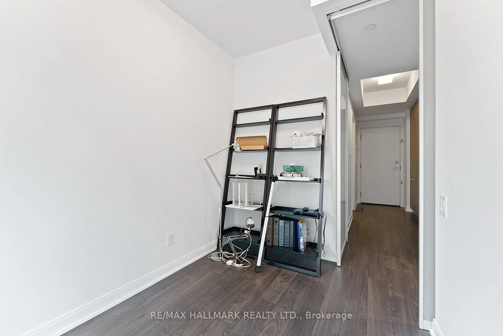 50 Charles Street E, #601