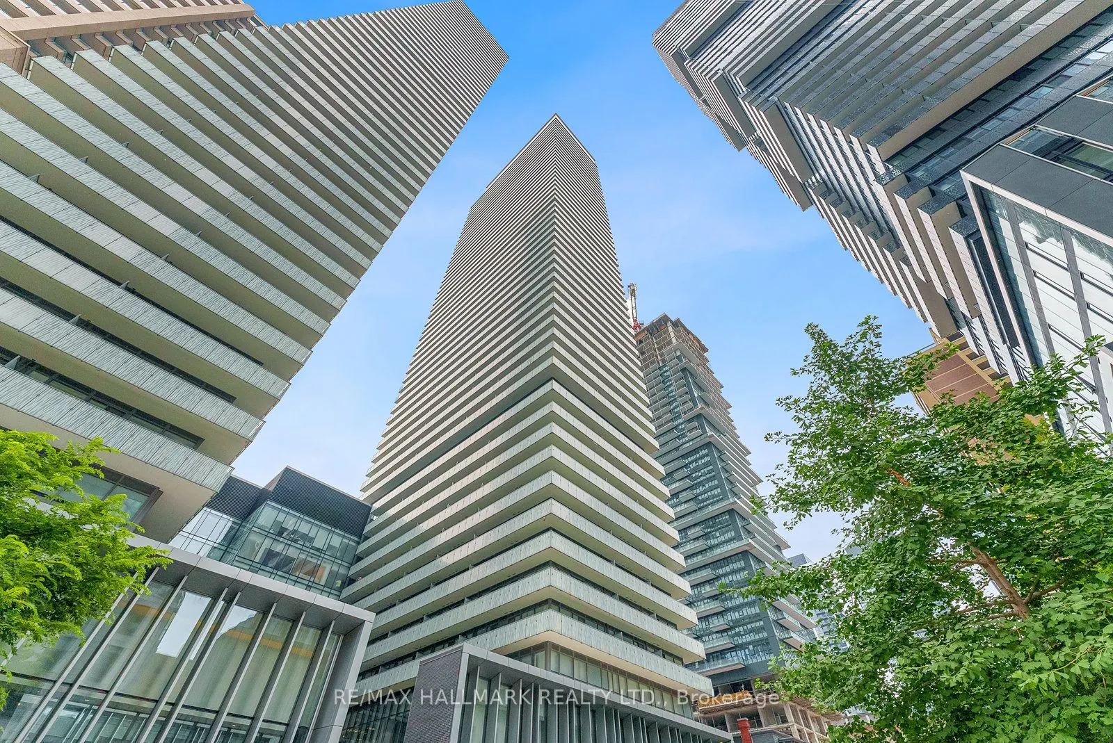 50 Charles Street E, #601