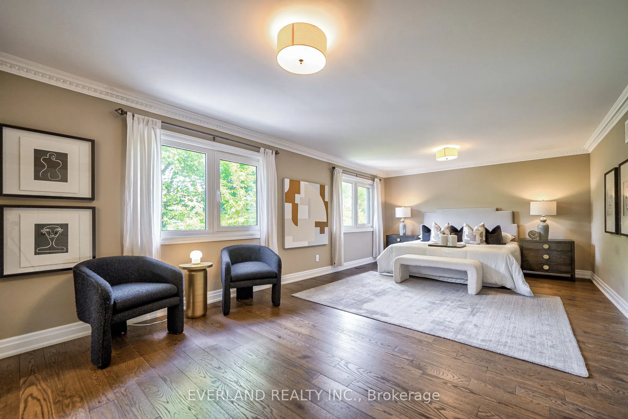 6 Lailey Crescent