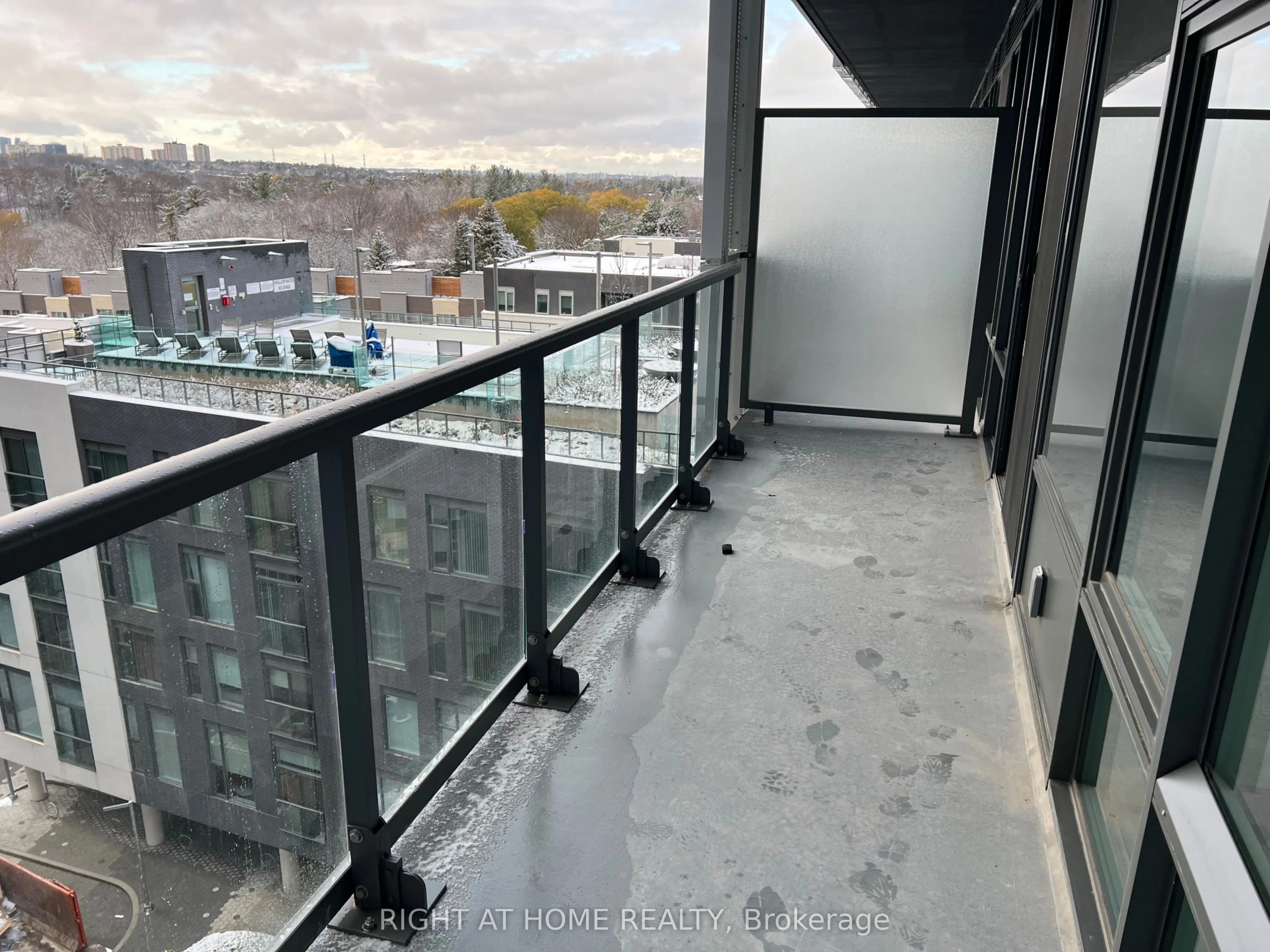 25 Adra Grado Way, #961