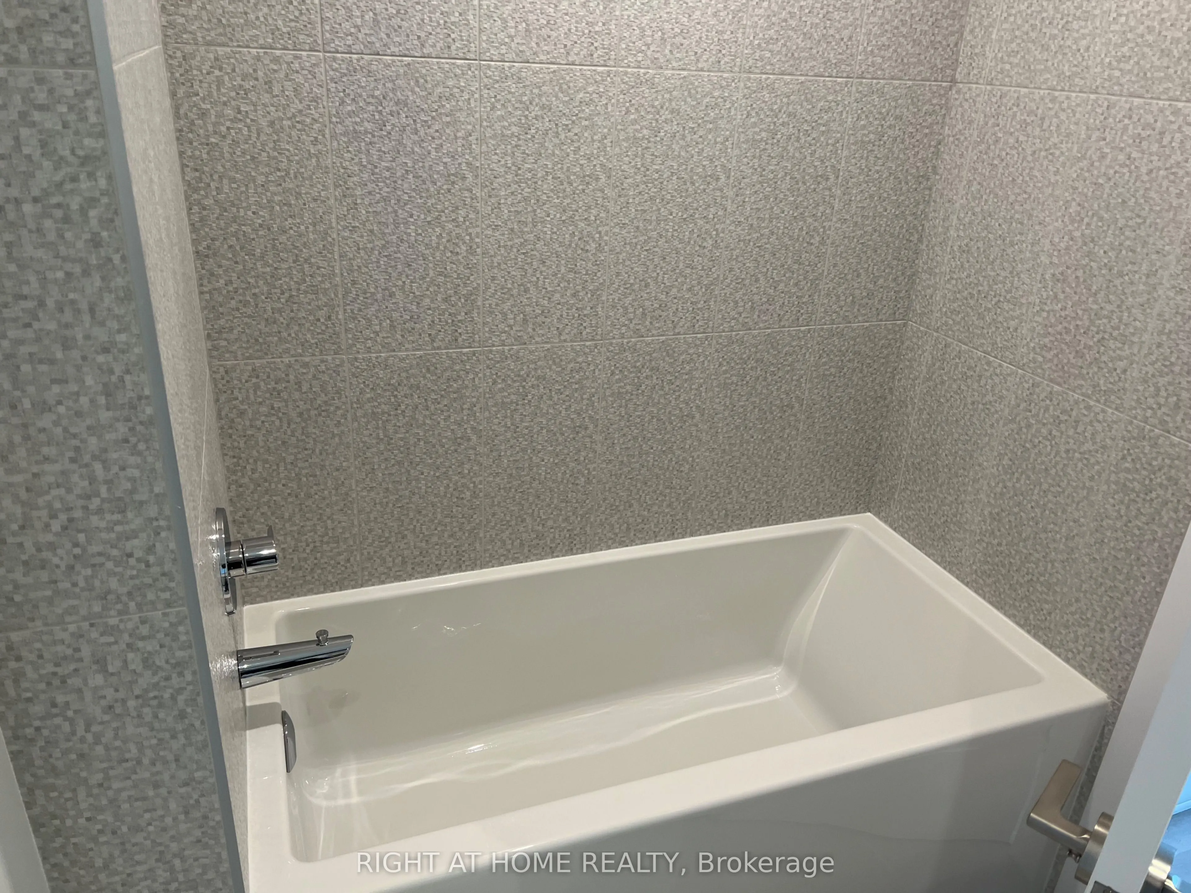 25 Adra Grado Way, #961