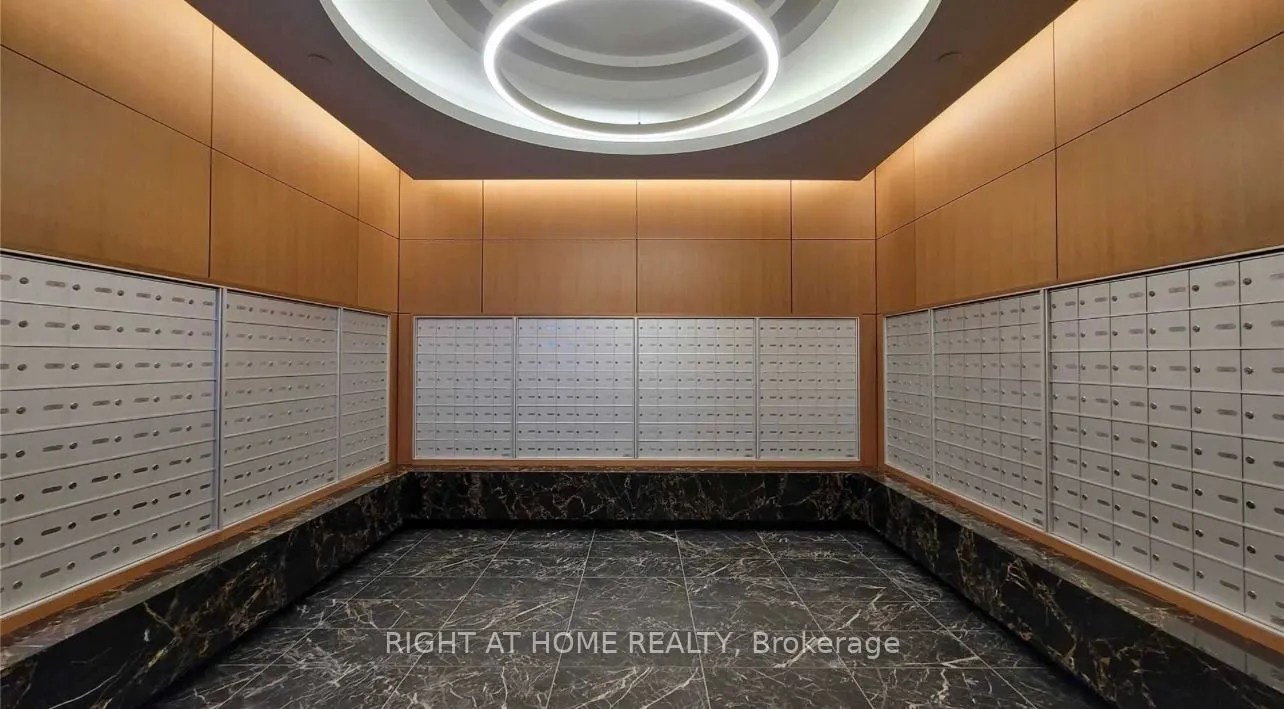 25 Adra Grado Way, #961