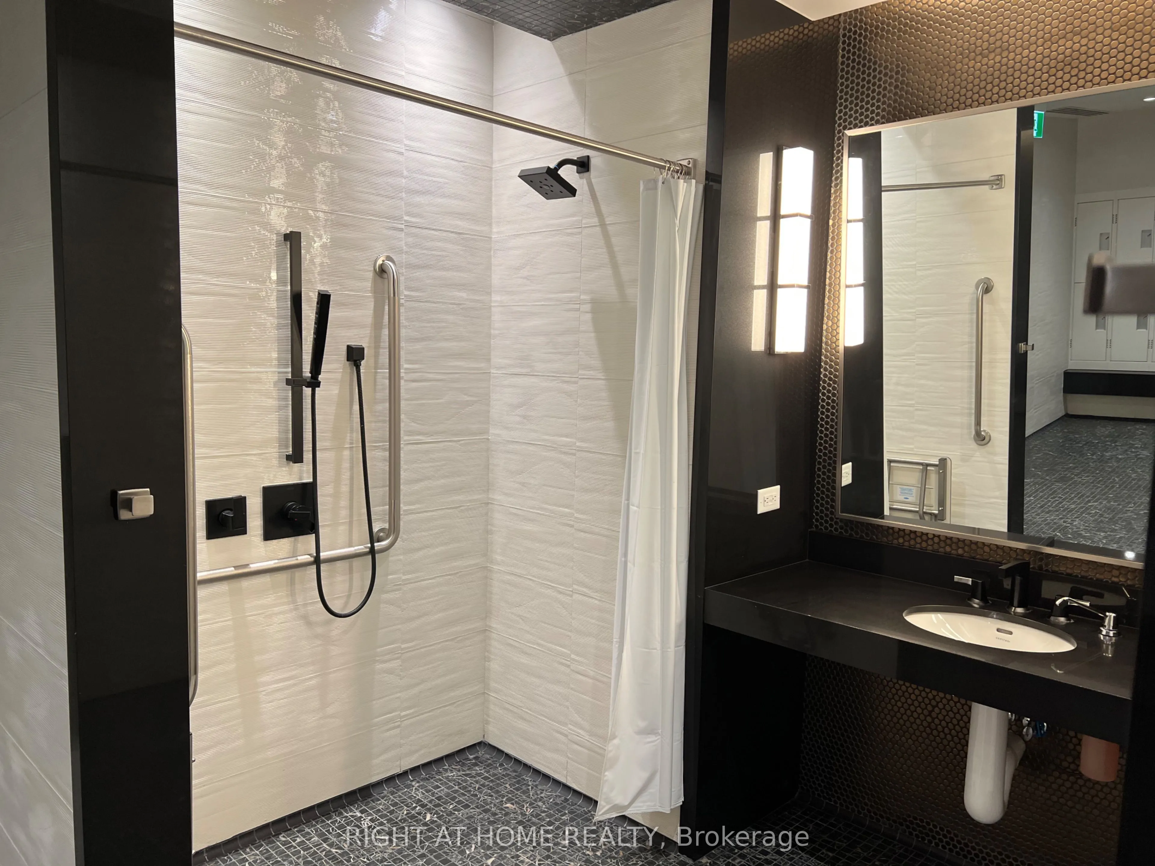 25 Adra Grado Way, #961