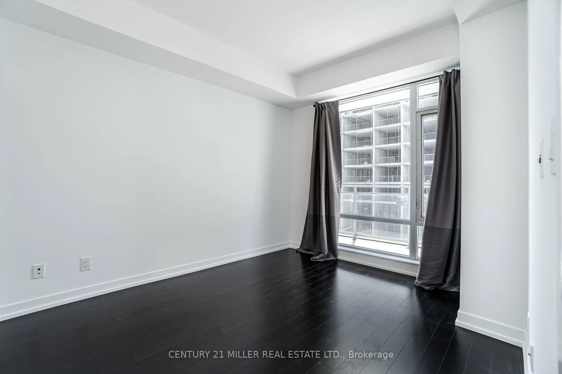 21 Widmer Street #3701