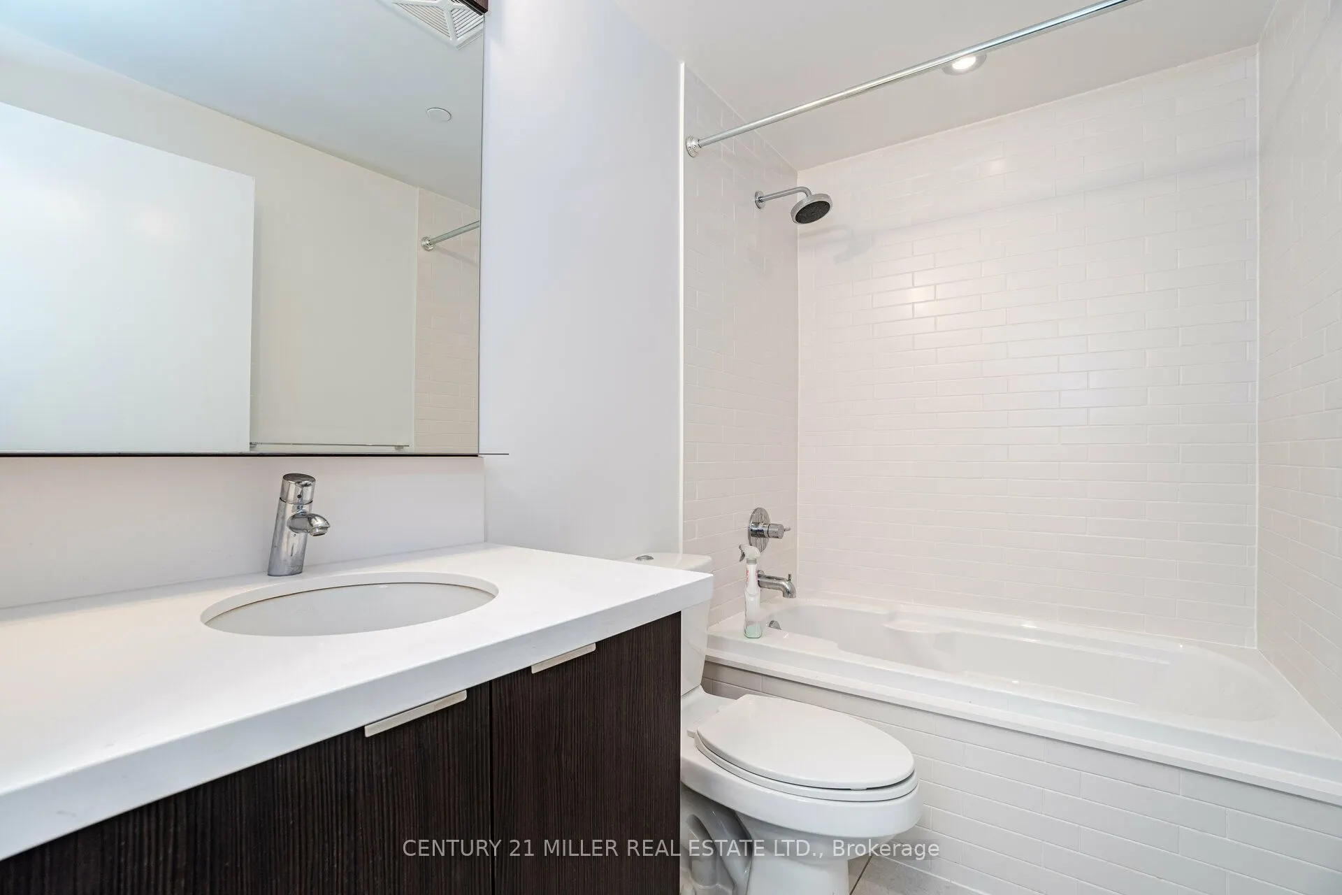 21 Widmer Street #3701