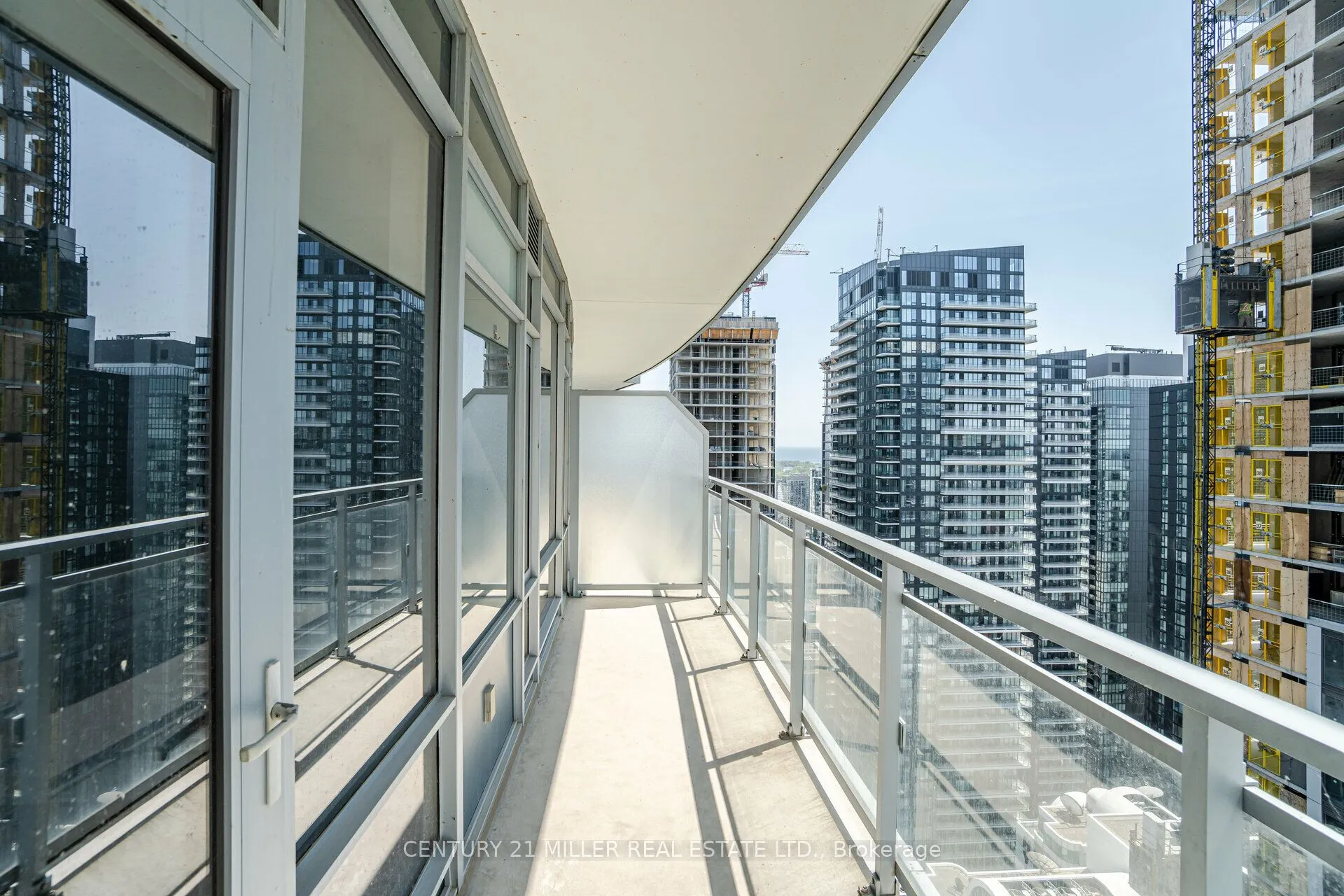 21 Widmer Street #3701