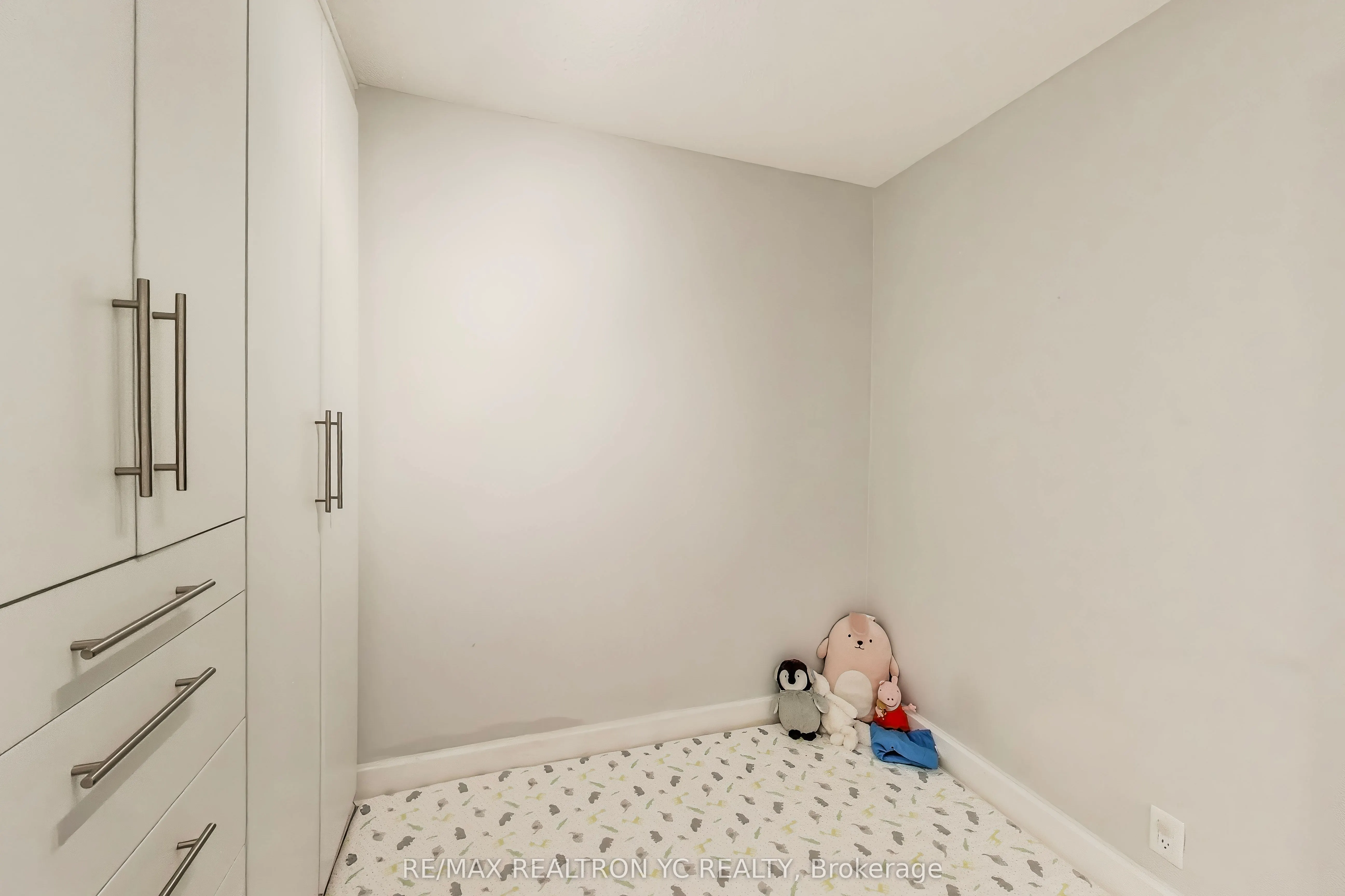 676 Sheppard Avenue E #415