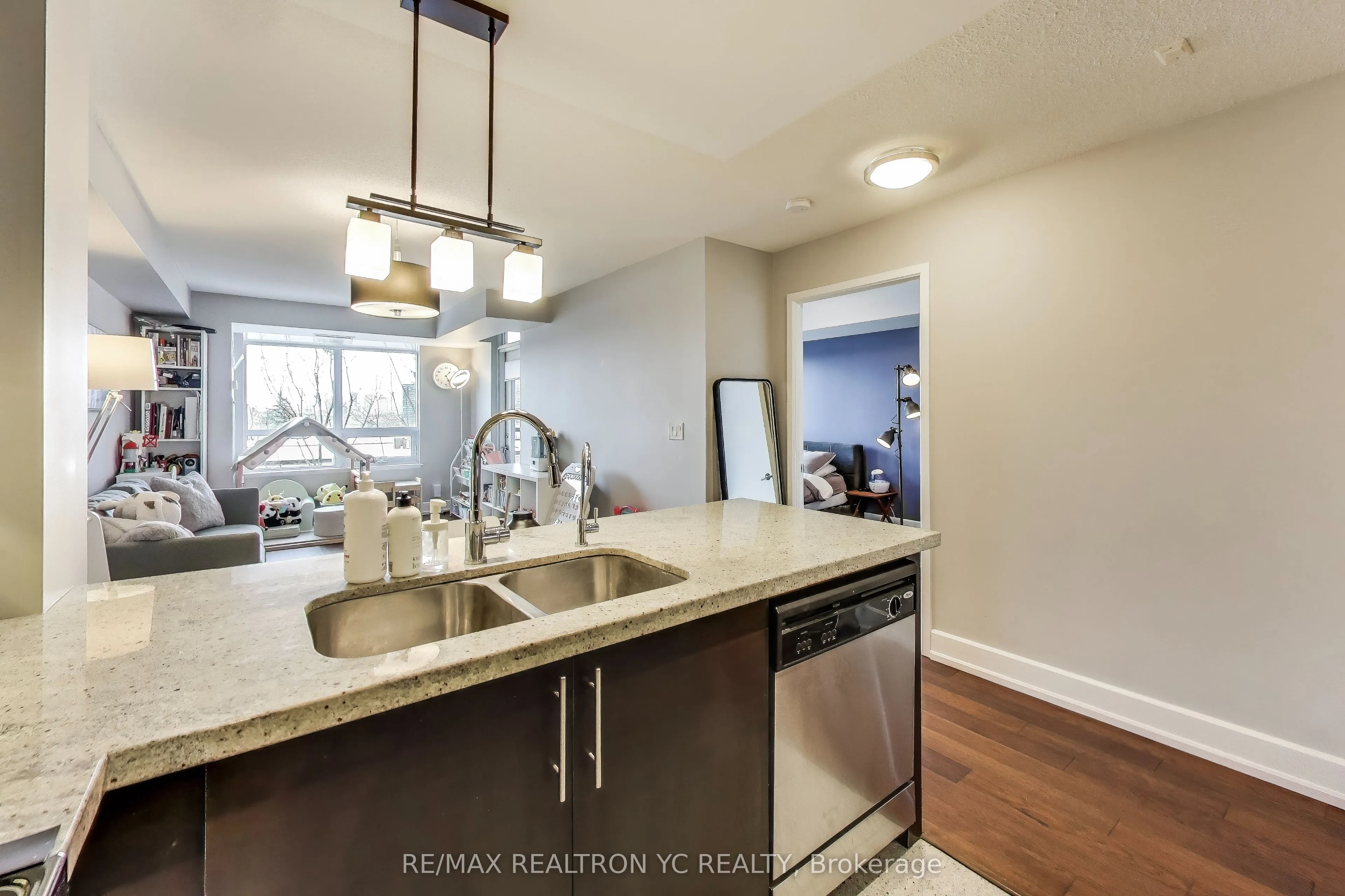 676 Sheppard Avenue E #415