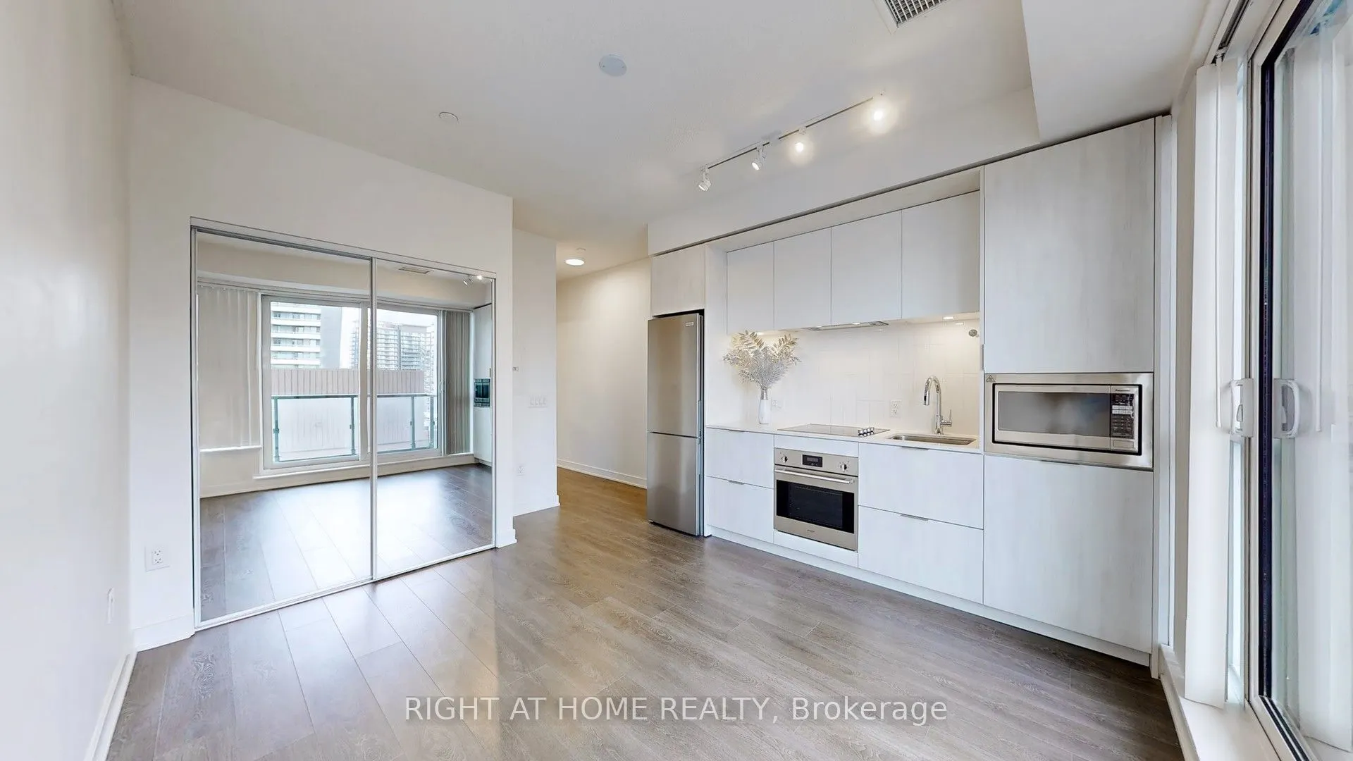130 River Street, #1406