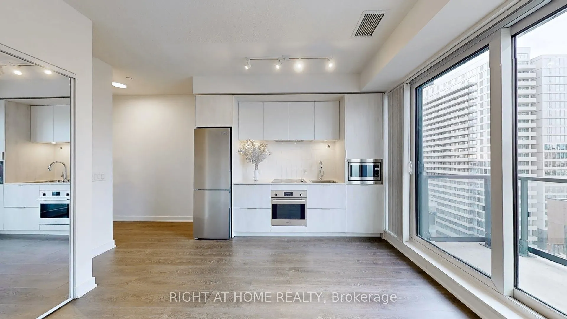 130 River Street, #1406